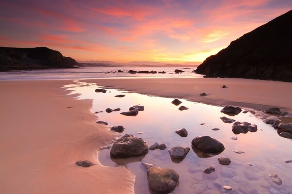 The tide is out and the sea has gone over the horizon