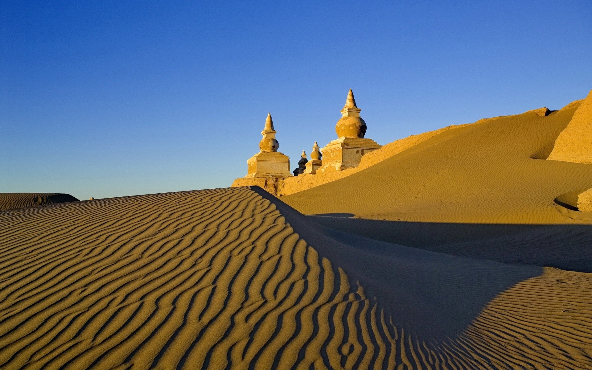 desierto arena viajes duna seco arid cielo al aire libre solo paisaje colina caliente luz del día aventura