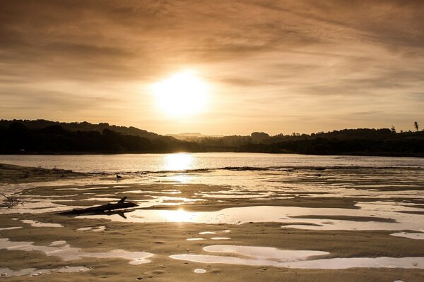 Aube mer lac ciel beauté