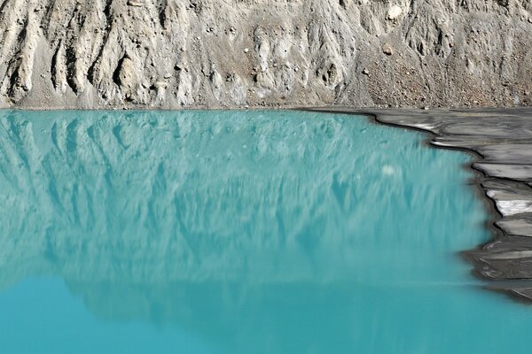 Texture of mountains and water for the desktop