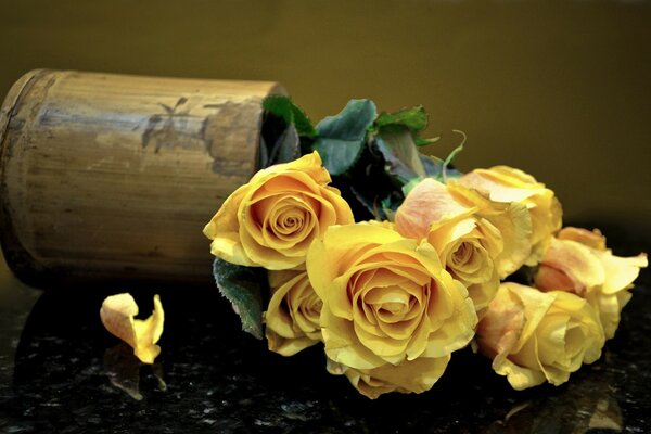 Romantic bouquet of yellow roses