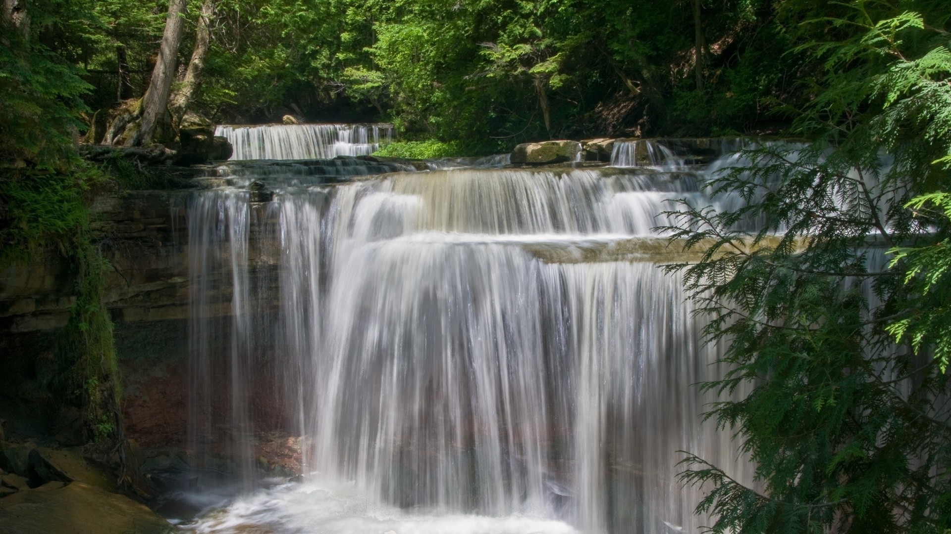 водоспади водоспад води природа річка деревини потік каскад осінь лист мокрий чистота на відкритому повітрі потік чисті парк руху дерево пейзаж рок