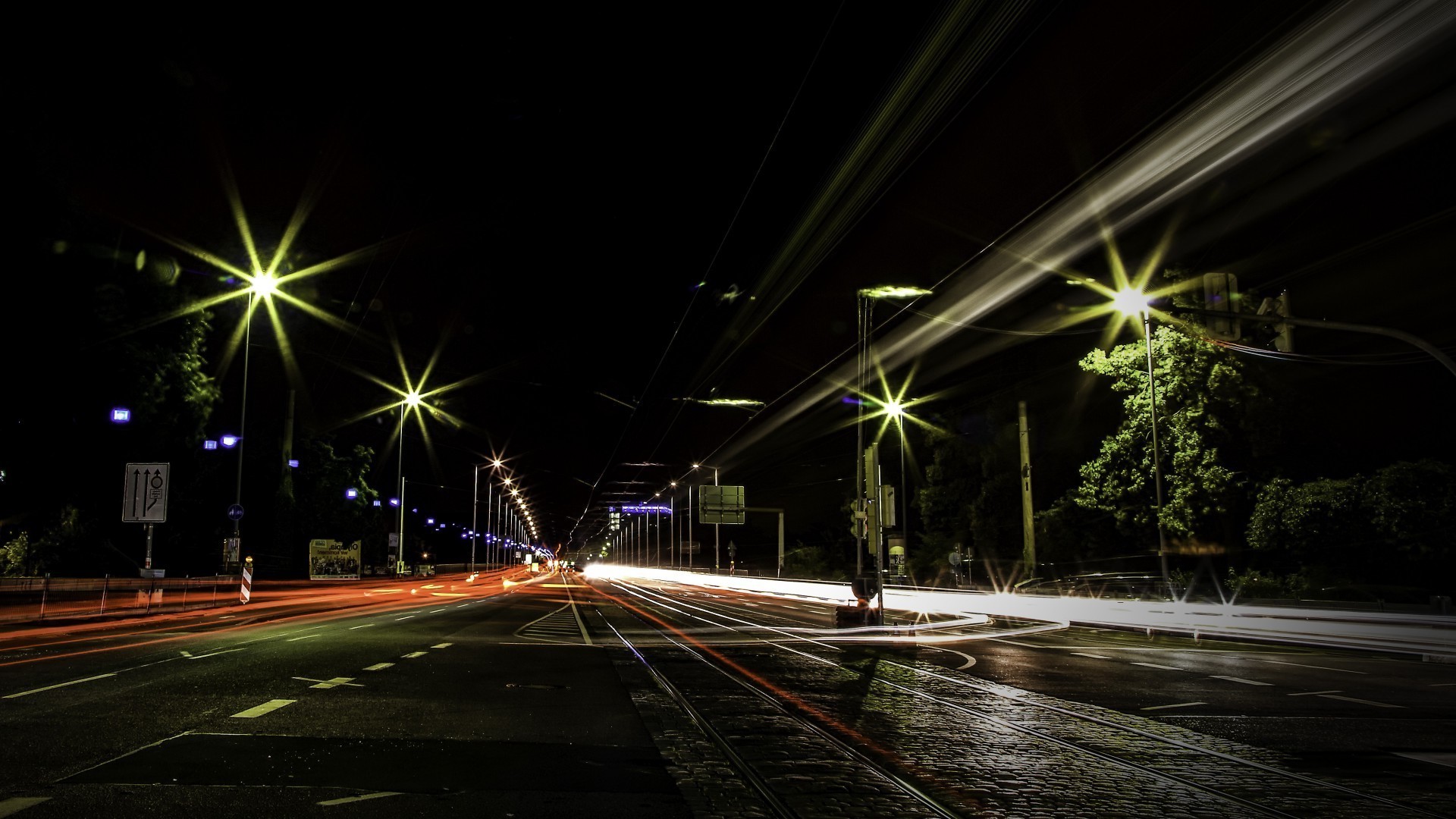 città veloce sfocatura luce traffico strada ponte sistema di trasporto auto urbano strada buio autostrada traffico guida viaggi centro città casa sera