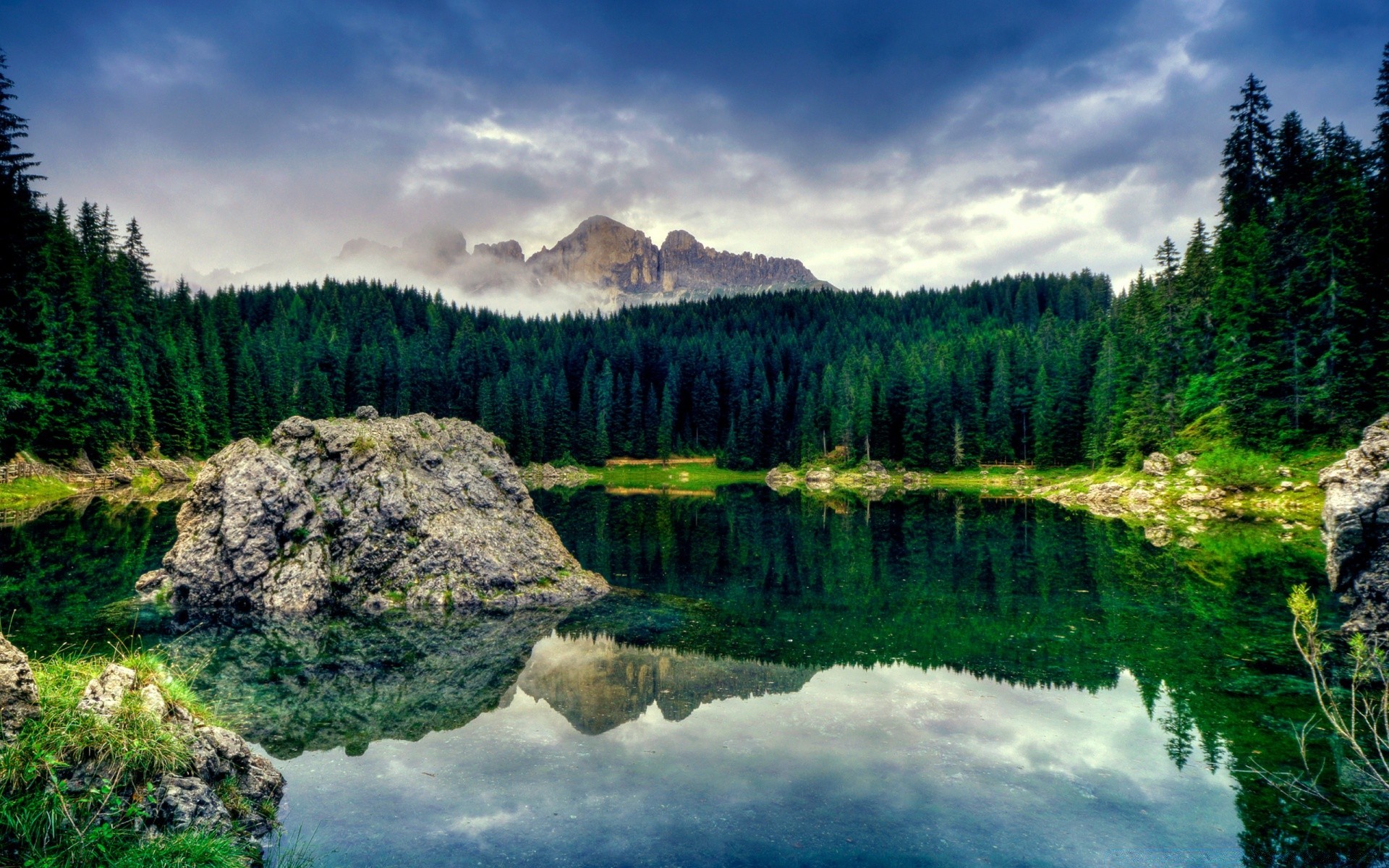 лес воды озеро пейзаж природа отражение на открытом воздухе небо дерево древесины горы река путешествия живописный лето