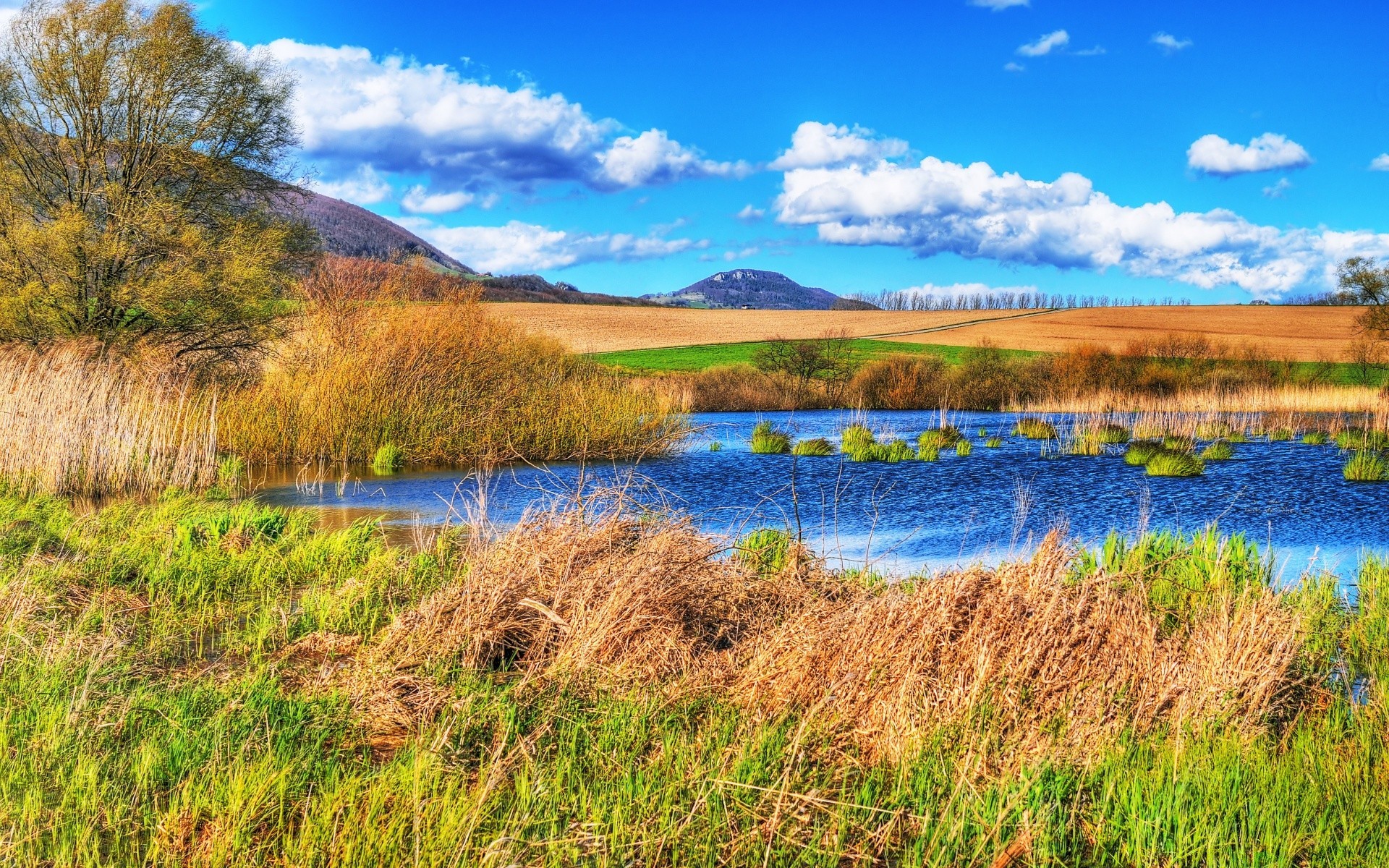 see natur landschaft wasser himmel reflexion gras landschaftlich im freien fluss reisen landschaft sommer herbst baum schauspiel schön holz des ländlichen