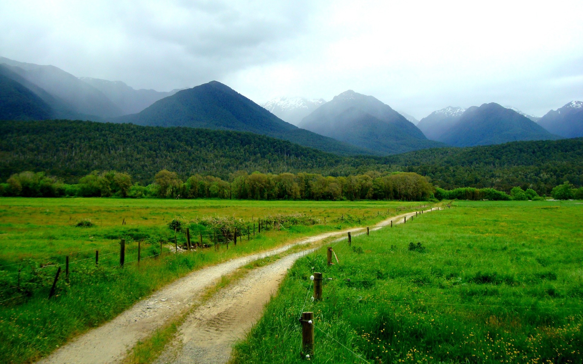 paisagens paisagem natureza montanhas viagens rural campo ao ar livre grama agricultura colina céu madeira verão árvore terra cultivada cênica campo vale estrada