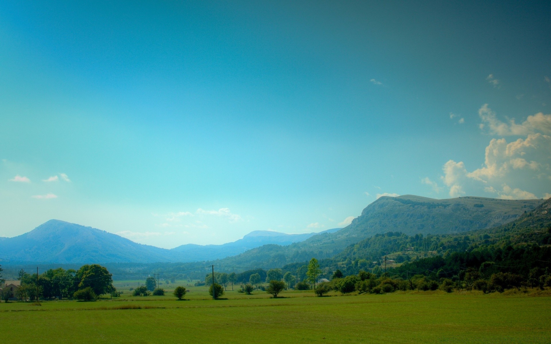 paysage montagnes paysage voyage ciel nature en plein air arbre colline lumière du jour herbe scénique brouillard terres cultivées vallée été agriculture bois