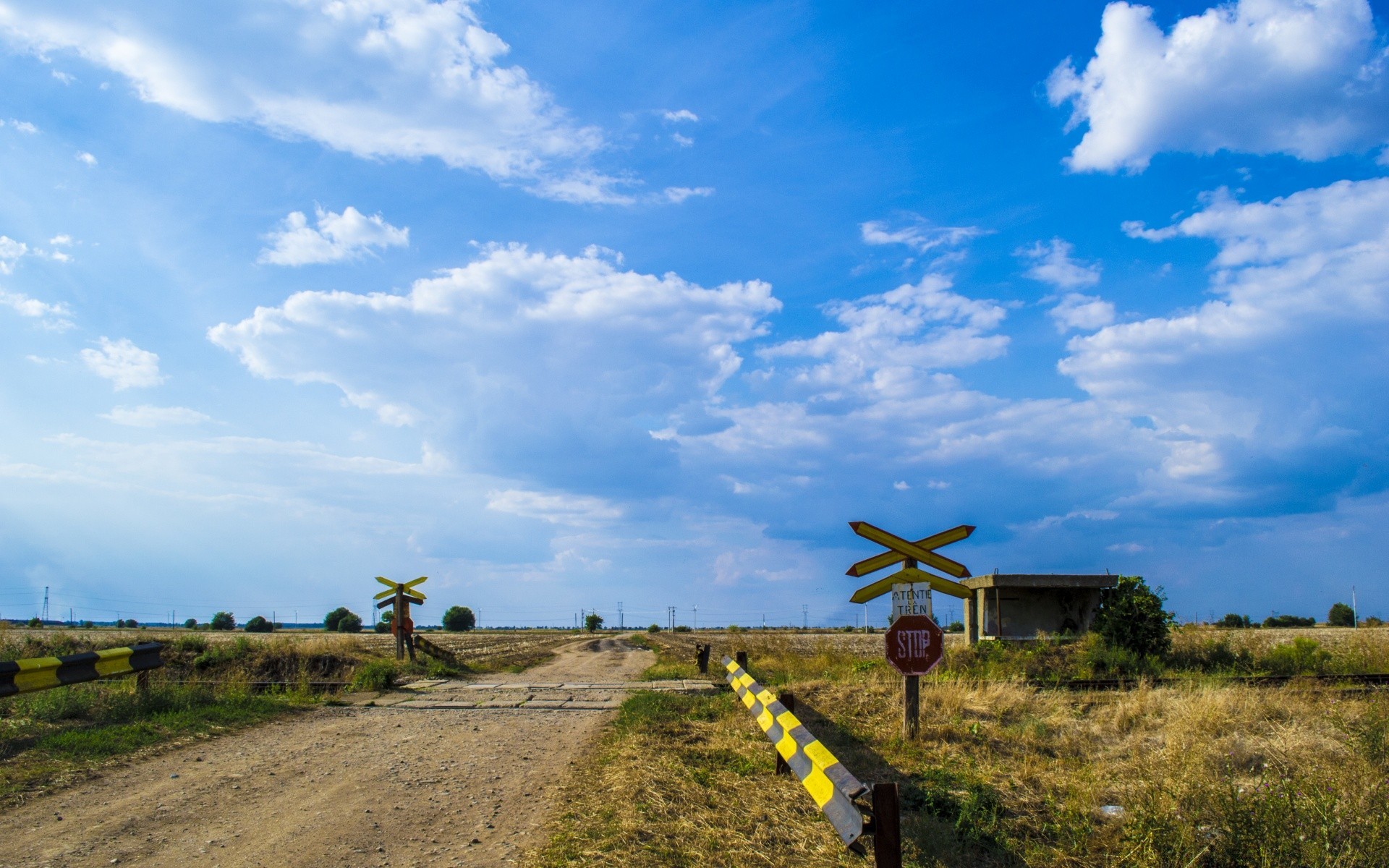 landscapes sky landscape agriculture outdoors grass rural countryside farm nature daylight travel field tree summer cropland