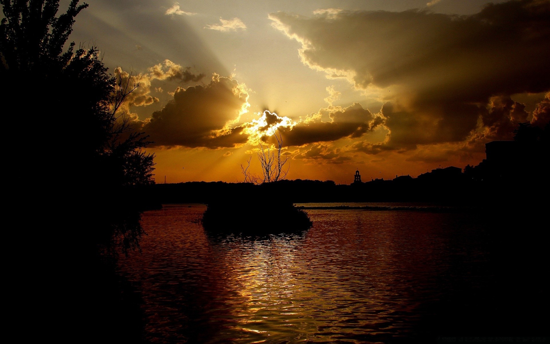 paisagens pôr do sol água amanhecer noite paisagem lago iluminado crepúsculo reflexão sol céu natureza luz tempestade silhueta árvore