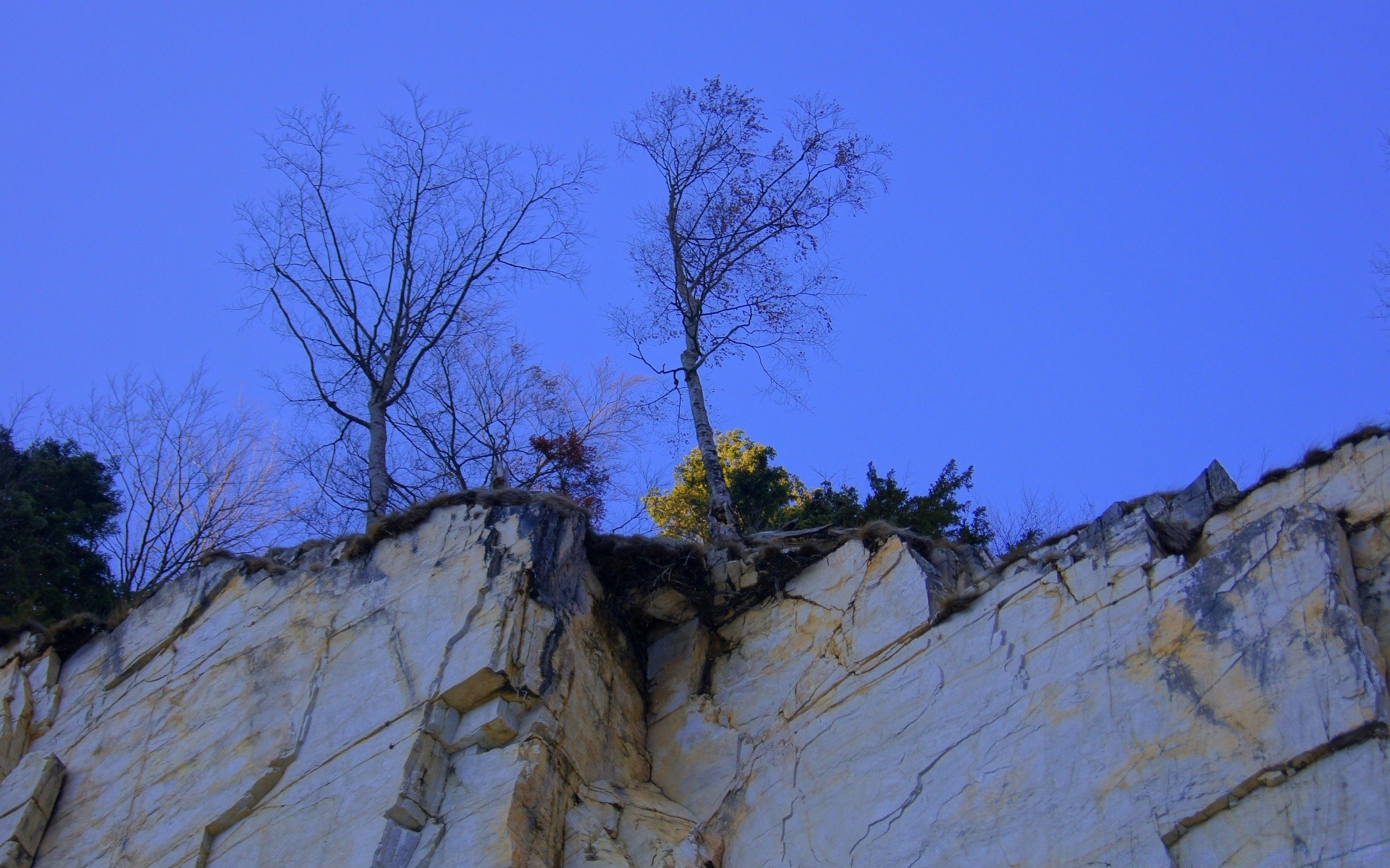 paysage nature paysage arbre à l extérieur ciel voyage rock bois lumière du jour scénique montagnes hiver