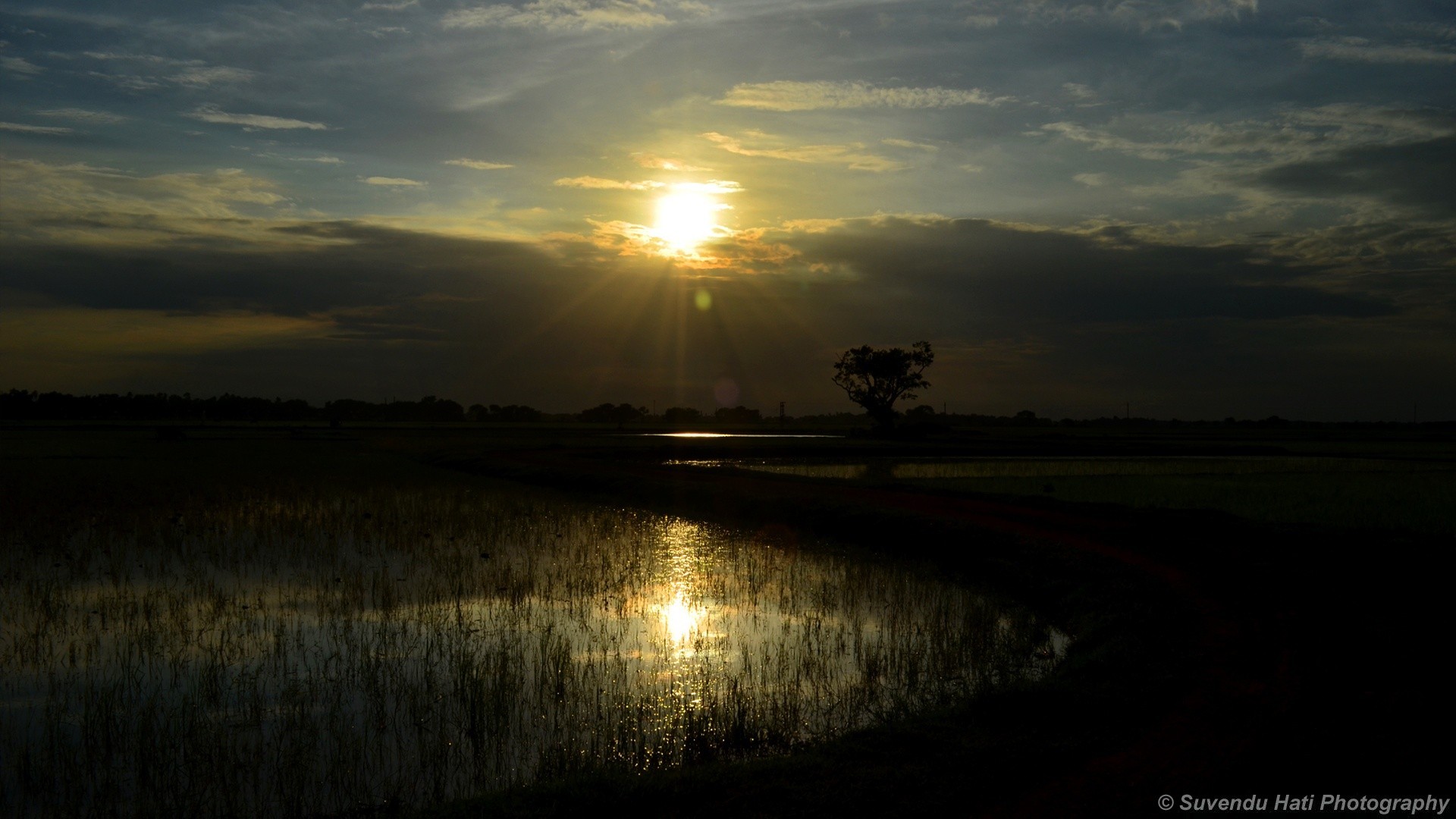 paisaje puesta de sol amanecer sol agua noche crepúsculo naturaleza paisaje cielo al aire libre lago buen tiempo reflexión árbol verano luz