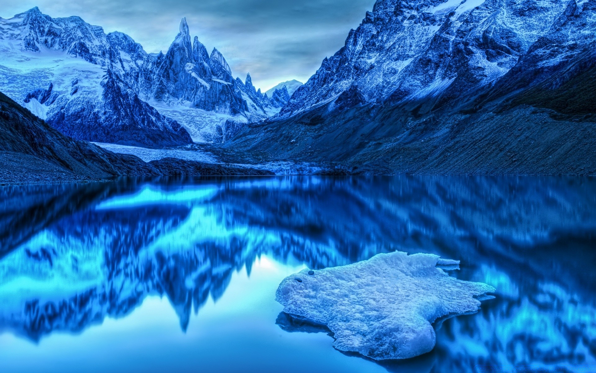 berge schnee wasser eis reisen natur landschaft berge im freien kälte reflexion winter gletscher see