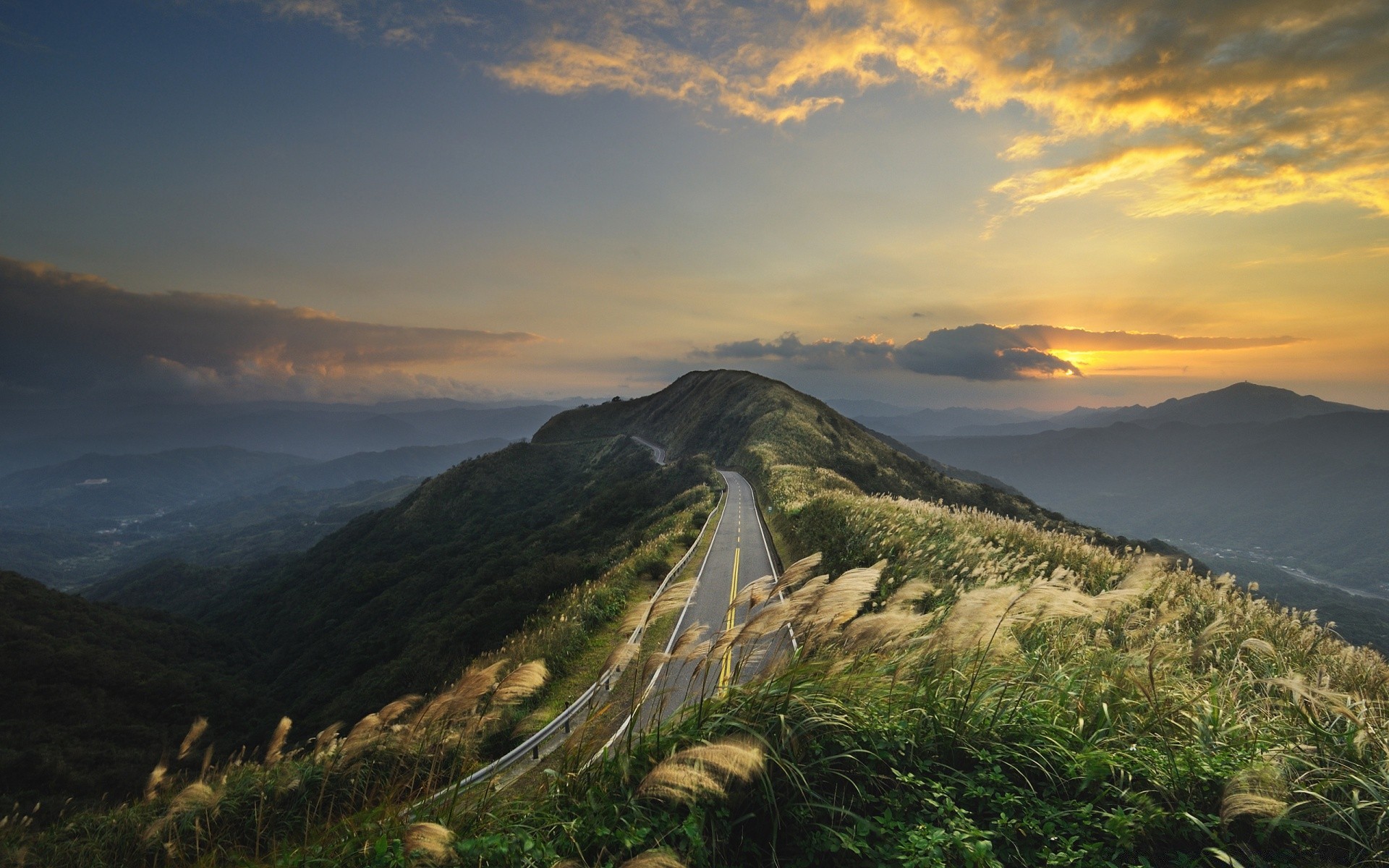 mountains mountain travel landscape sky sunset outdoors nature fog water dawn valley daylight evening