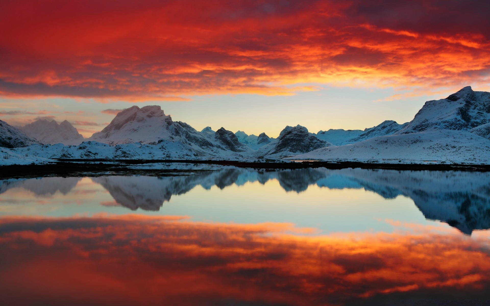 montagnes coucher de soleil eau aube réflexion lac neige ciel montagnes nature voyage paysage soir crépuscule