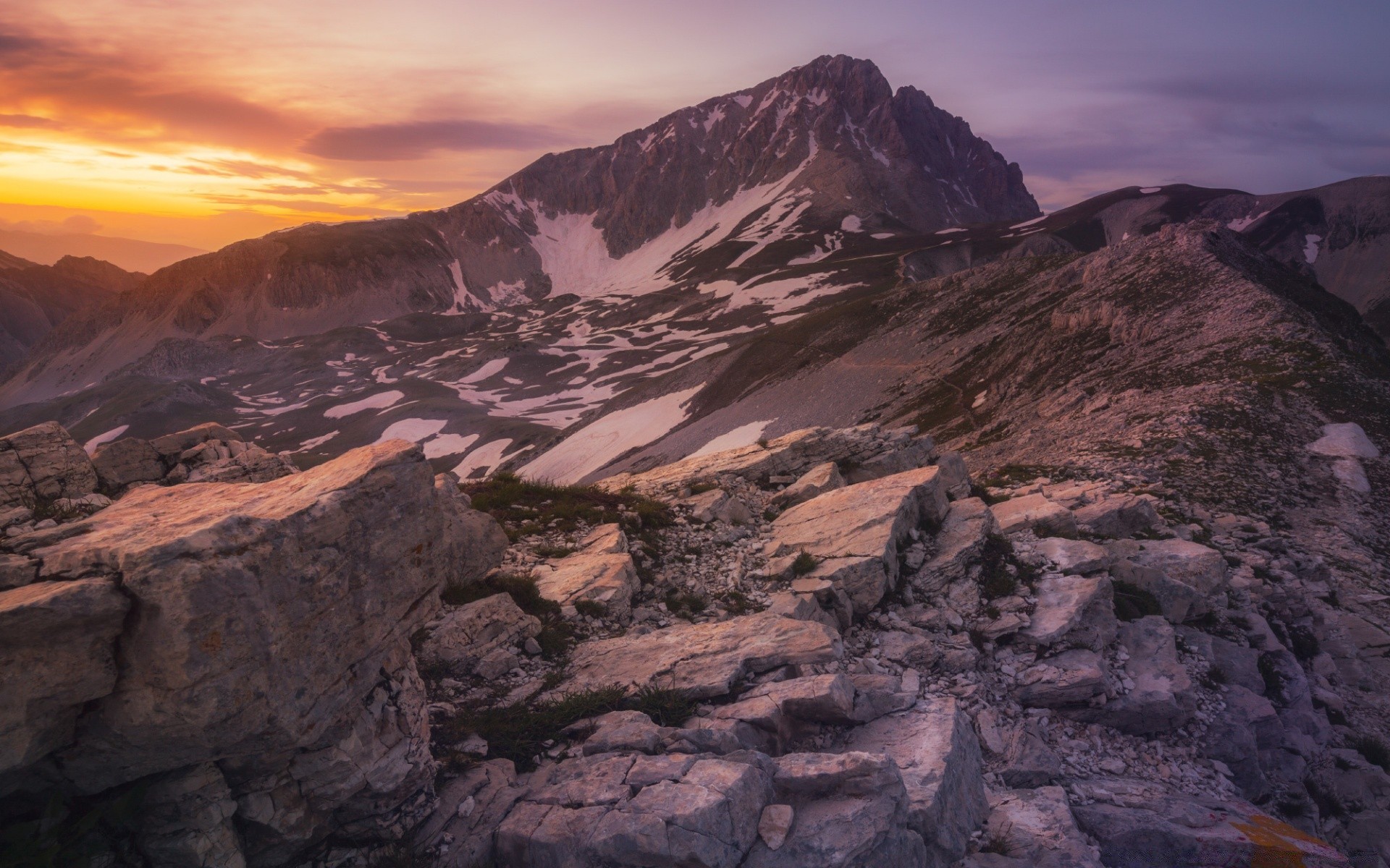 berge berge landschaft reisen im freien himmel sonnenuntergang landschaftlich natur schnee tal