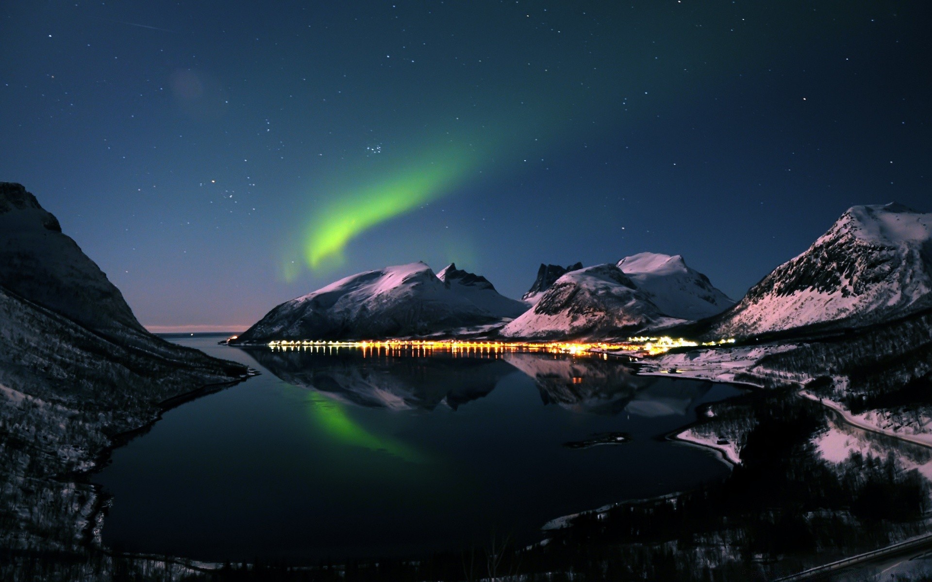 montanhas lua céu neve montanhas viagens paisagem noite ao ar livre astronomia amanhecer exploração pôr do sol luz natureza água lago crepúsculo reflexão