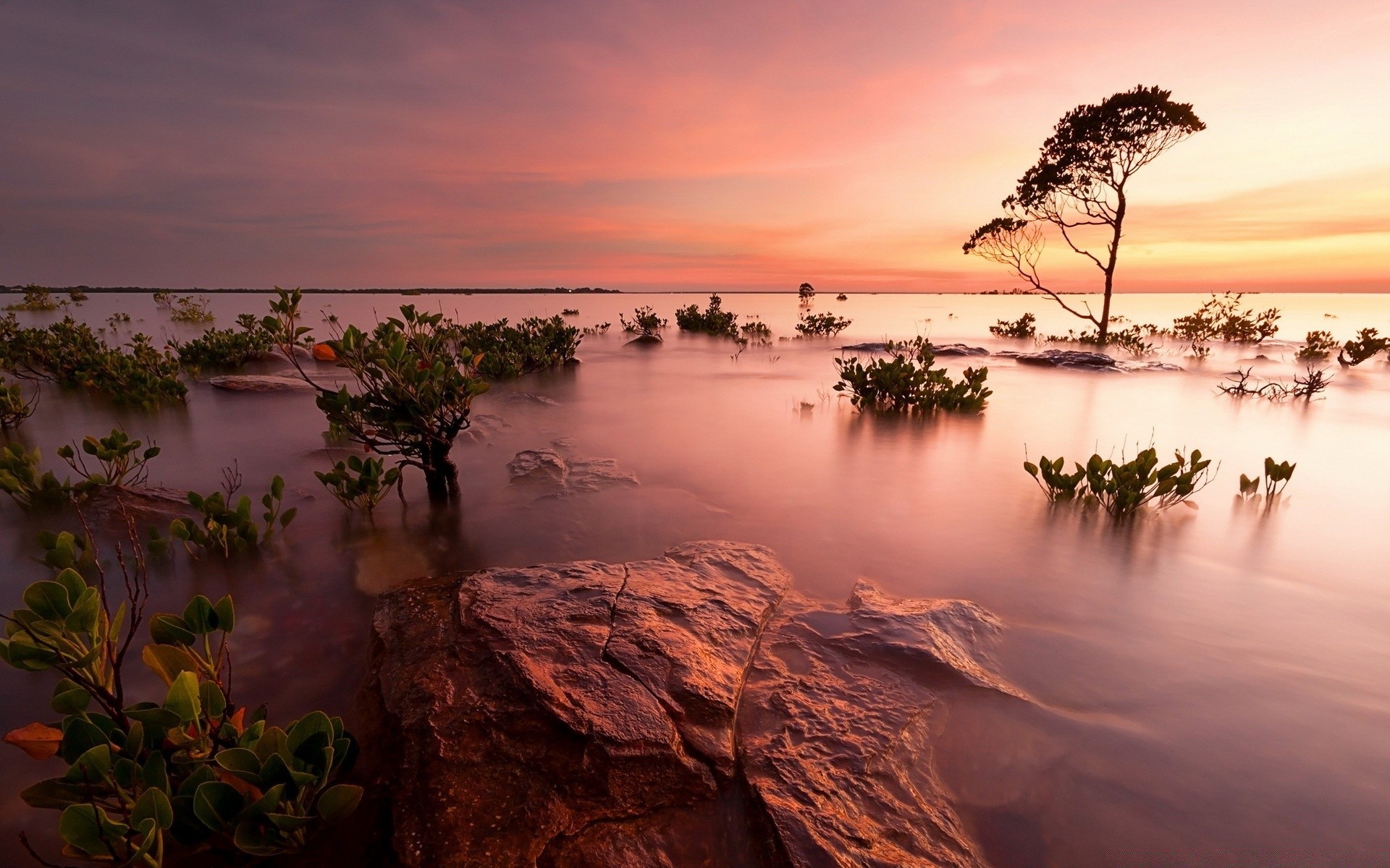 lago puesta de sol agua playa amanecer viajes noche cielo mar océano naturaleza paisaje sol crepúsculo mar reflexión árbol verano paisaje isla