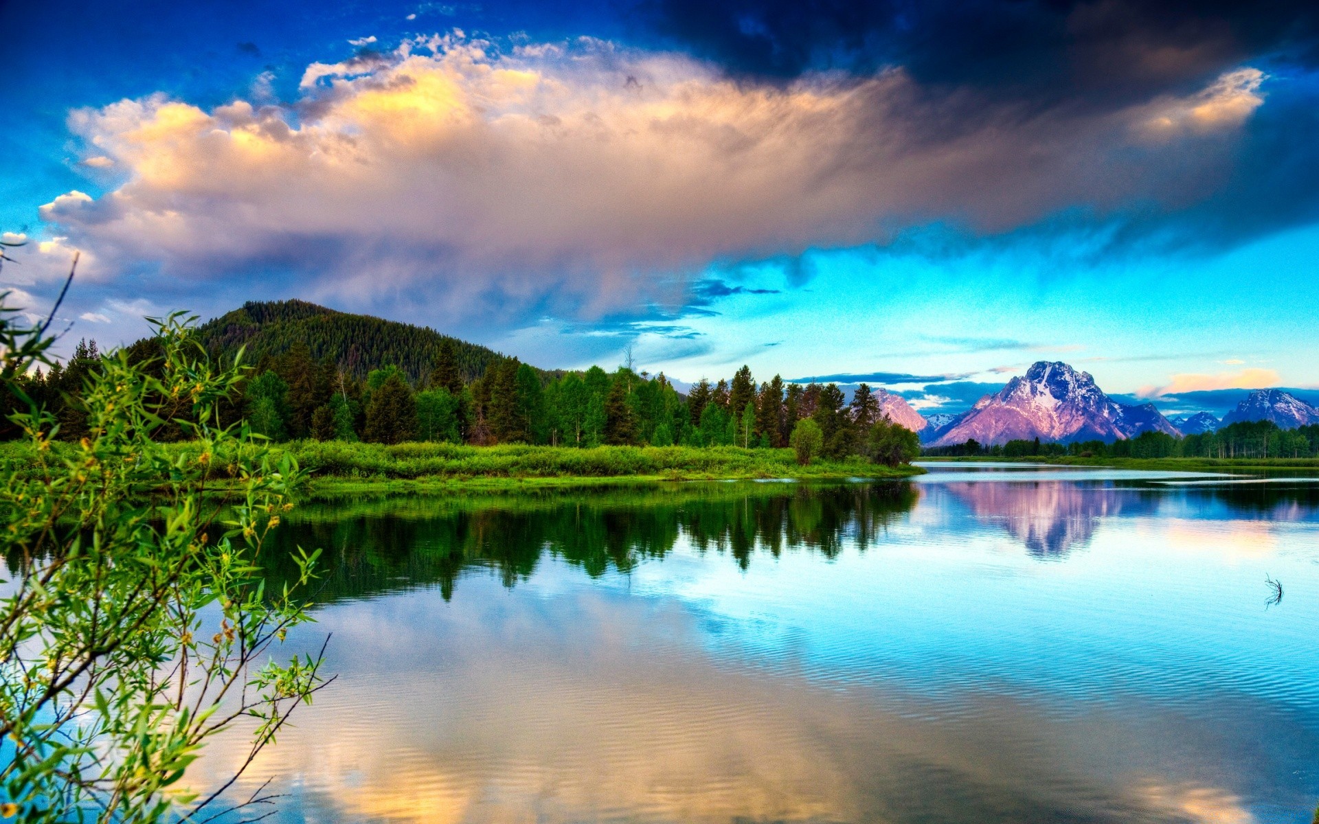 rivières étangs et ruisseaux étangs et ruisseaux eau lac réflexion nature aube coucher de soleil paysage ciel à l extérieur voyage été soir rivière arbre nuage bois montagnes