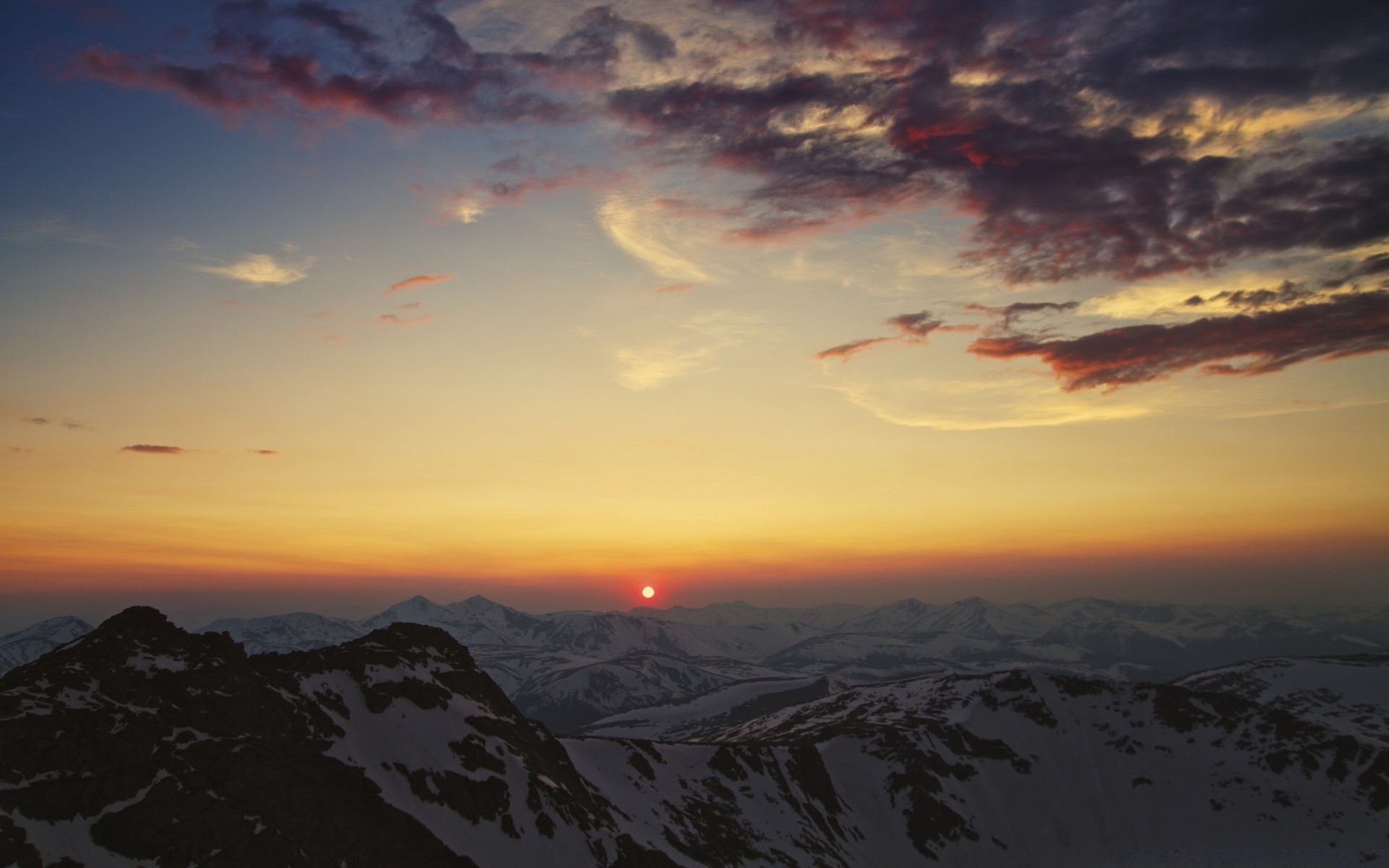 berge sonnenuntergang berge dämmerung himmel schnee reisen landschaft abend sonne natur nebel gutes wetter dämmerung im freien licht