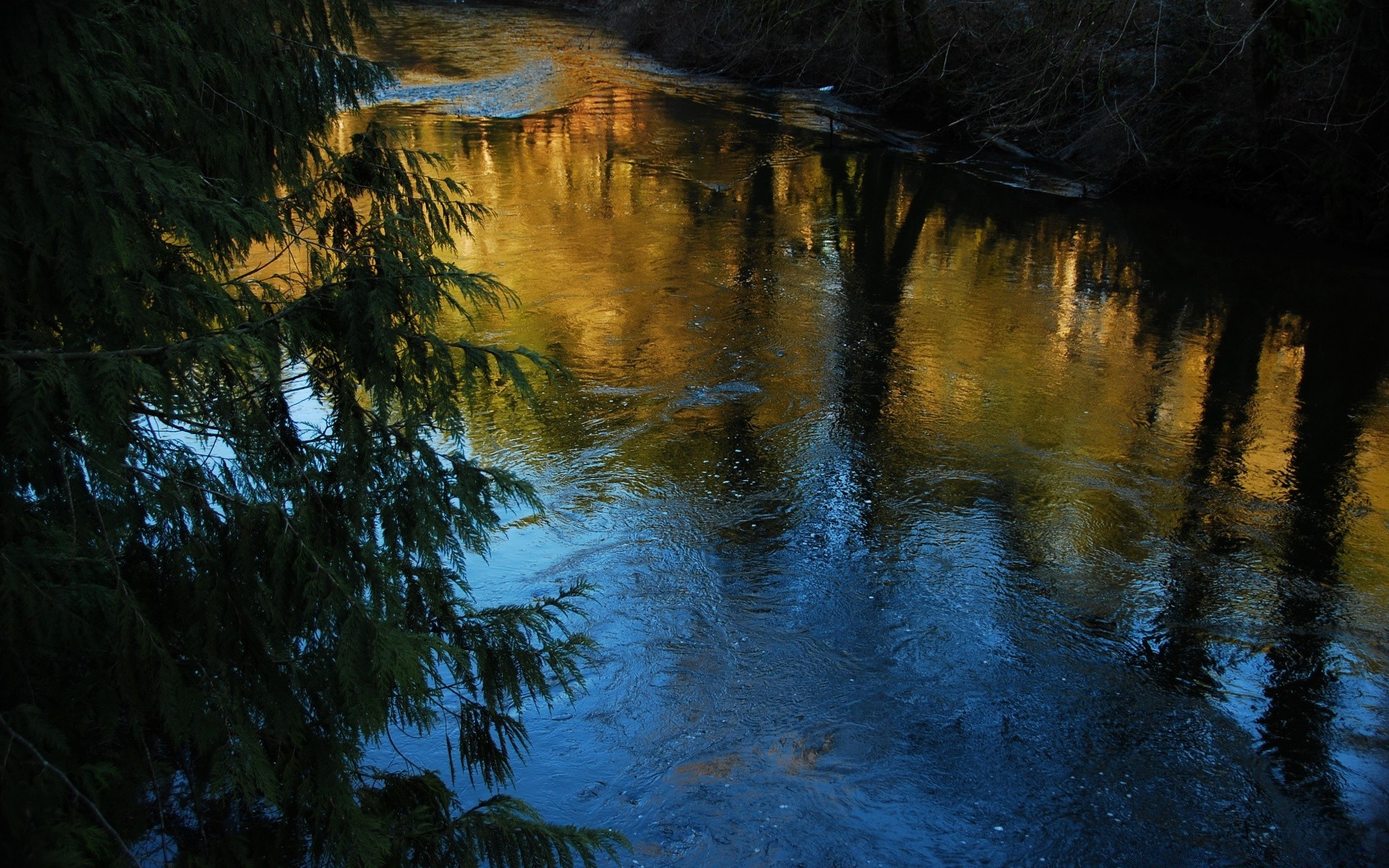 flüsse teiche und bäche teiche und bäche wasser reflexion im freien abend licht fluss landschaft see natur sonnenuntergang reisen dämmerung holz holz tageslicht