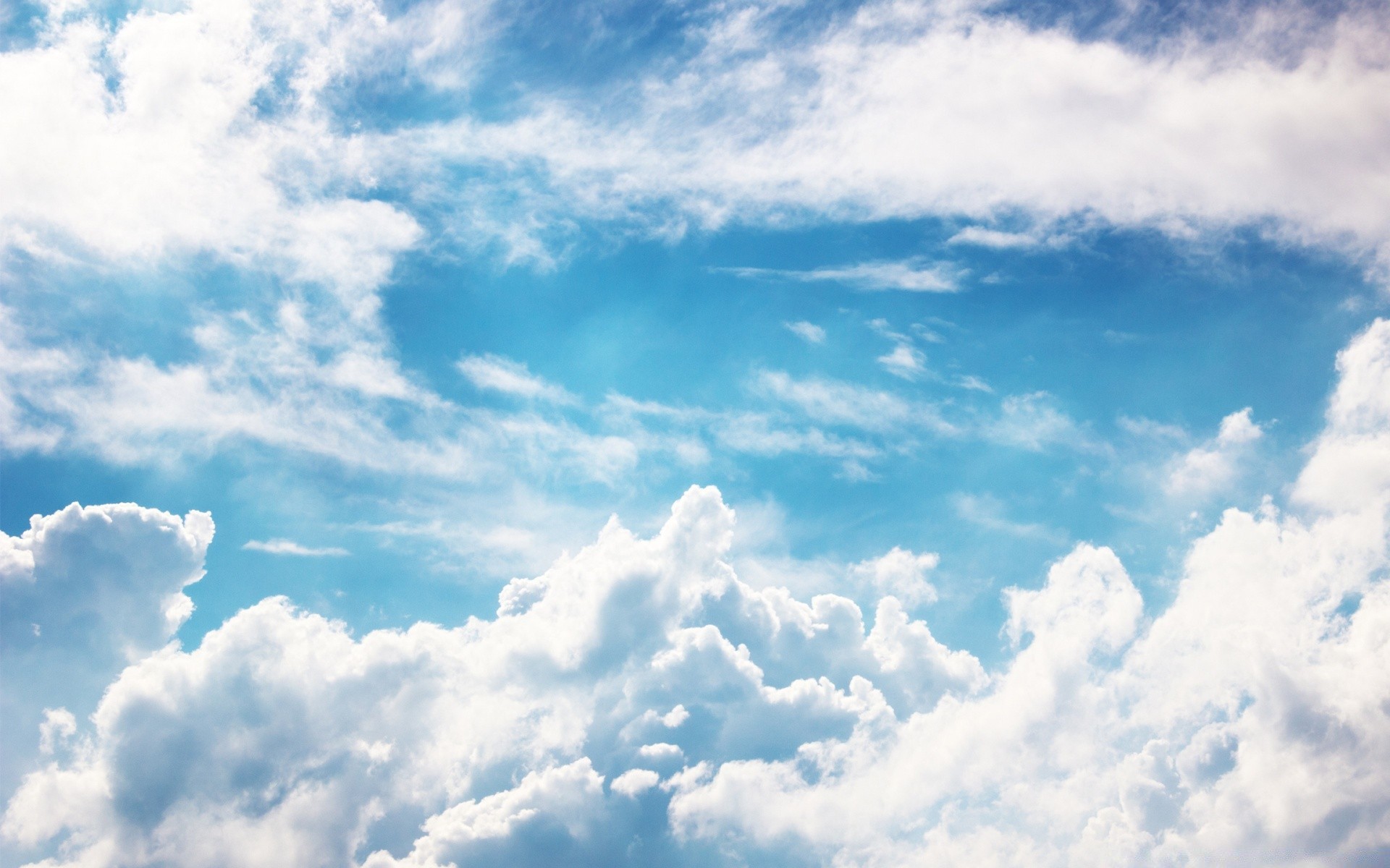 cielo naturaleza abajo tiempo verano cielo al aire libre buen tiempo luz del día cielo alta meteorología nublado luz atmósfera escritorio espacio sol escénico nube