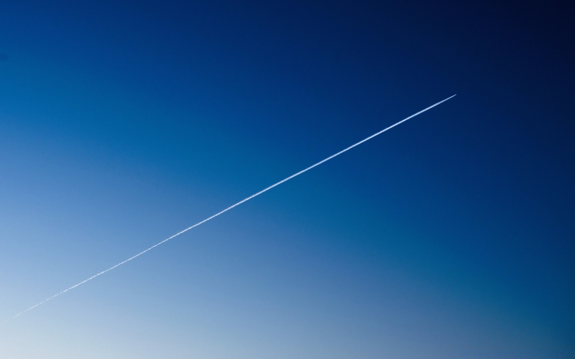 himmel himmel tageslicht licht im freien landschaft natur wetter sonne flugzeug raum desktop atmosphäre gutes wetter farbe wolke hoch himmel mond