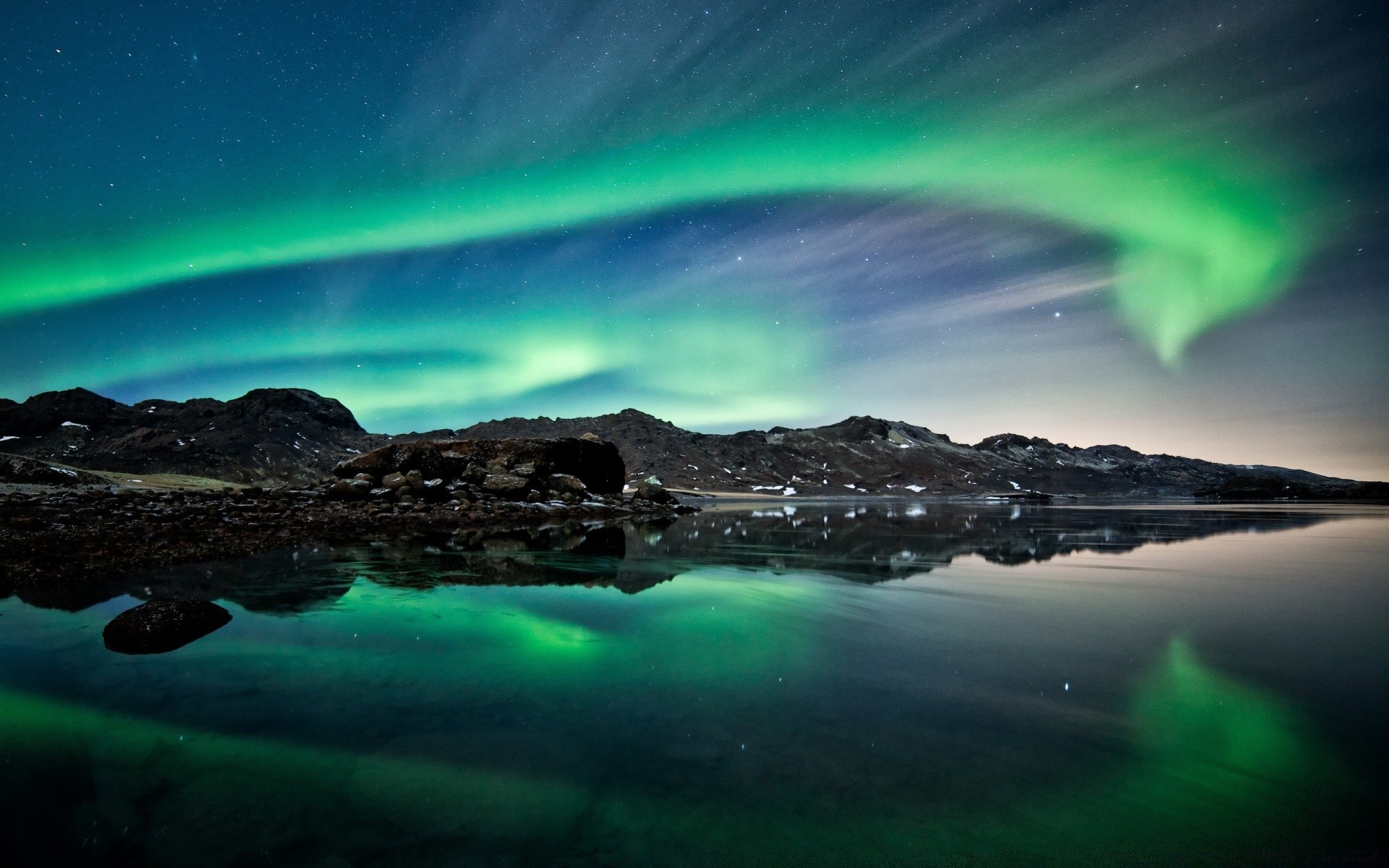 cielo agua océano naturaleza arco iris lago paisaje cielo reflexión viajes mar luna luz amanecer planetas atmósfera astronomía clima color sol