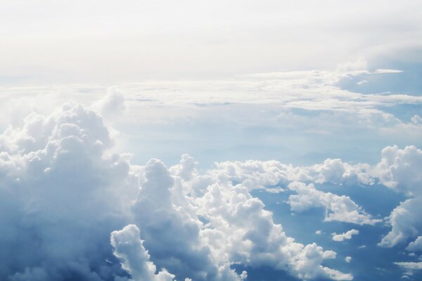 Uma camada de céu sobre a terra