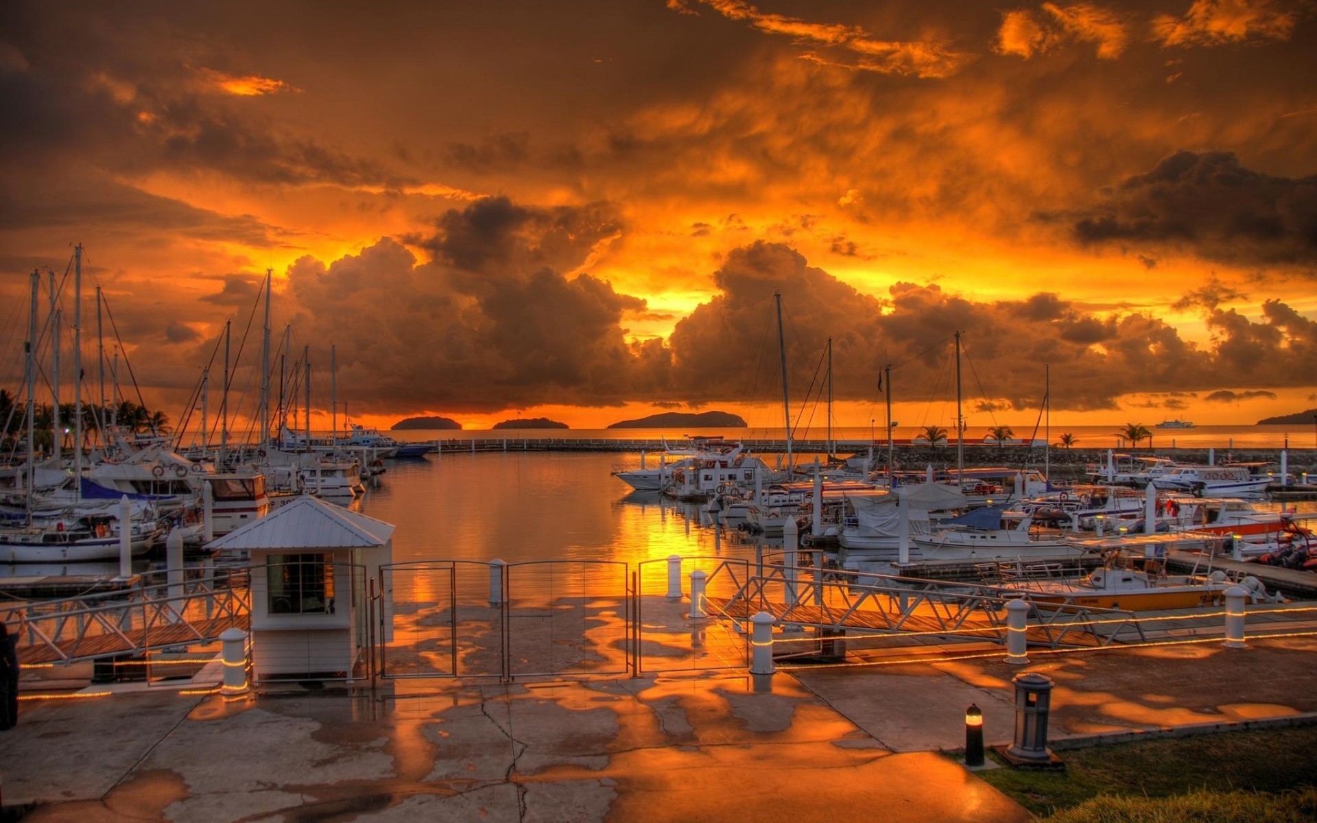 céu água pôr do sol mar amanhecer noite reflexão cais oceano viagens crepúsculo mar porto barco embarcação céu sistema de transporte praia navio cidade paisagem