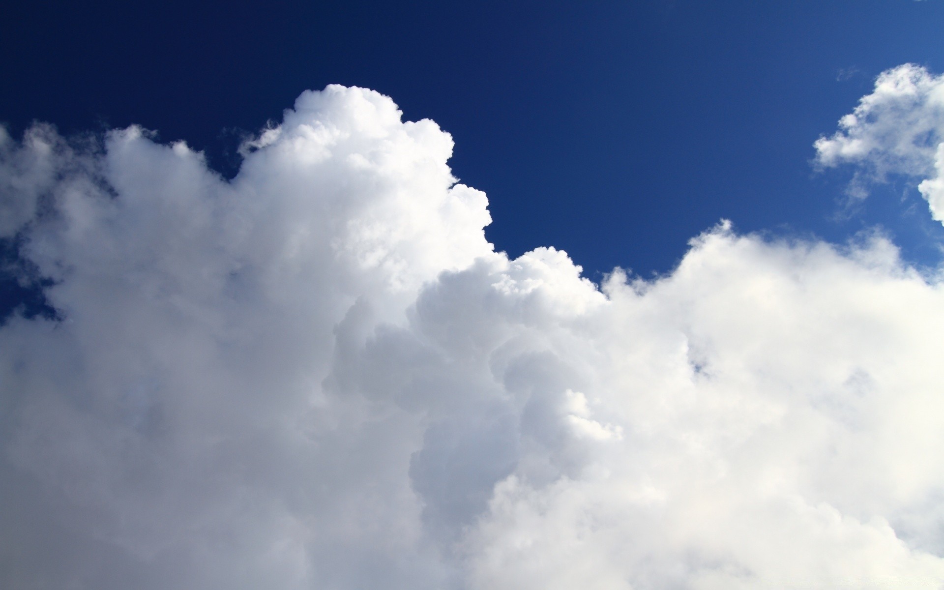 gökyüzü gökyüzü doğa güneş gökyüzü yaz açık havada güzel havalarda yüksek tüylü uzay hava durumu meteoroloji ışık parlak