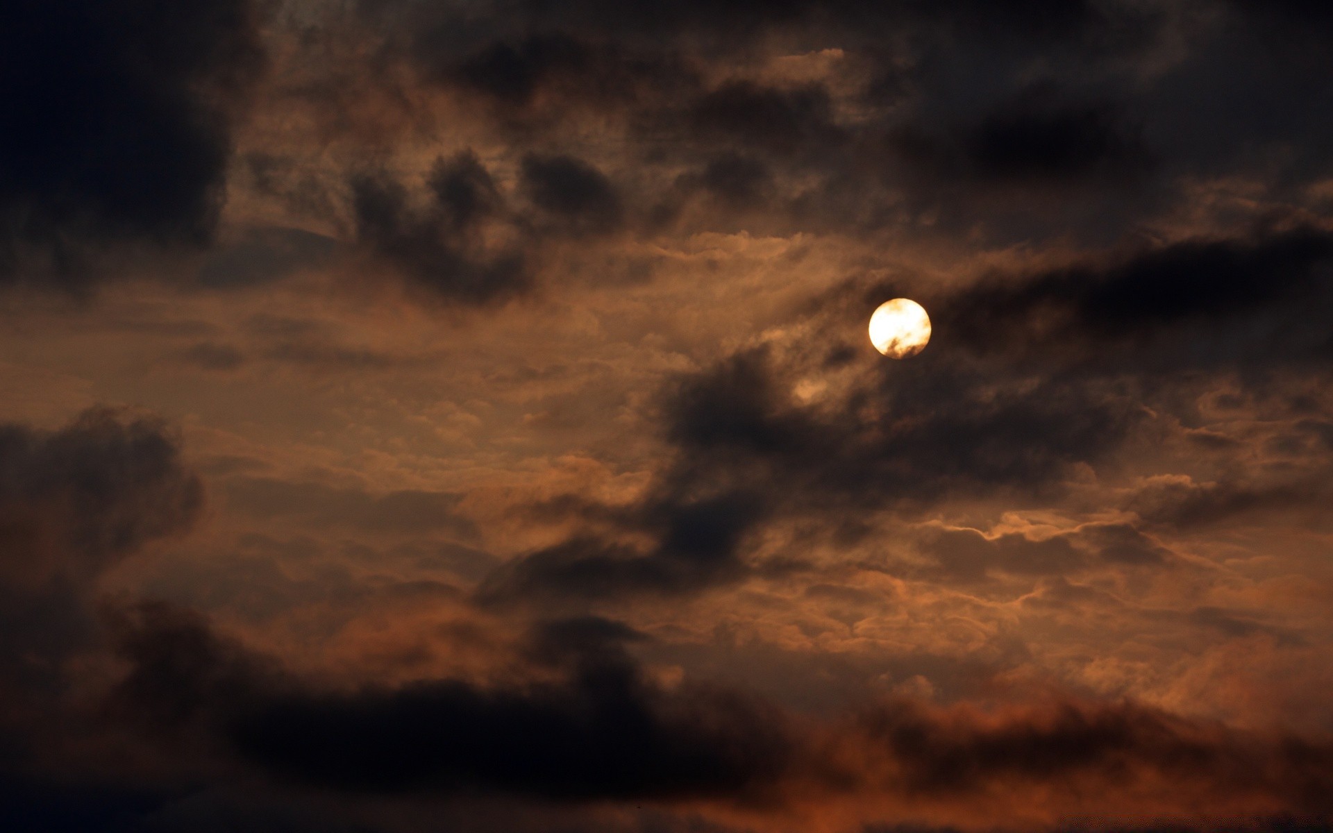 cielo tramonto cielo sera crepuscolo sole luce luna paesaggio alba tempesta tempo drammatico illuminato all aperto bel tempo luce del giorno eclissi nuvola silhouette