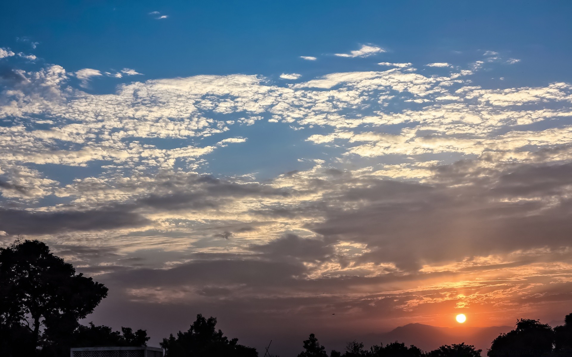 cielo puesta de sol cielo sol al aire libre naturaleza amanecer paisaje noche buen tiempo luz crepúsculo tiempo luz del día verano dramático tormenta