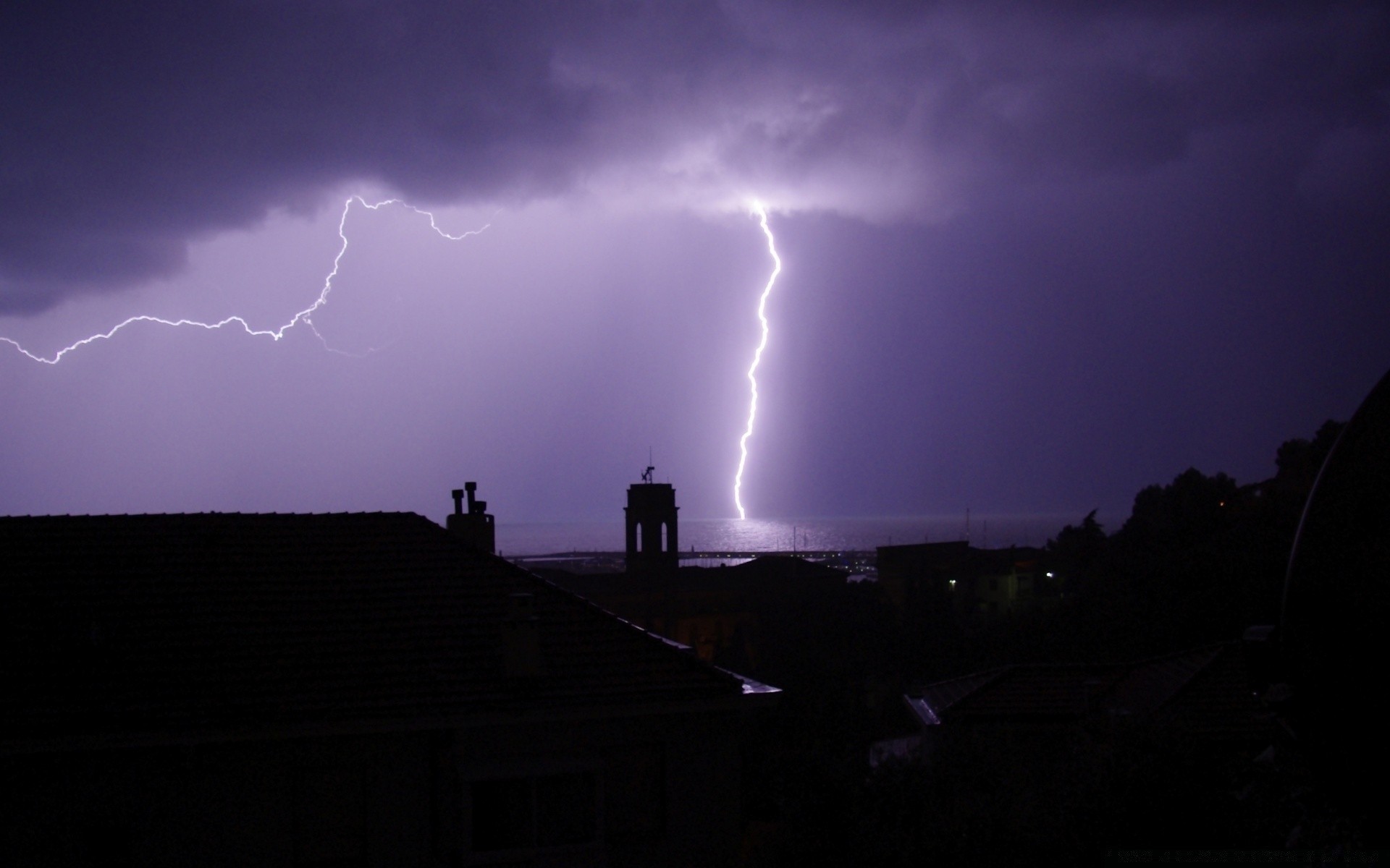 himmel sonnenuntergang sturm himmel silhouette regen abend dämmerung blitz licht dämmerung rauch landschaft hintergrundbeleuchtung sonne wetter dunkel energie wasser not