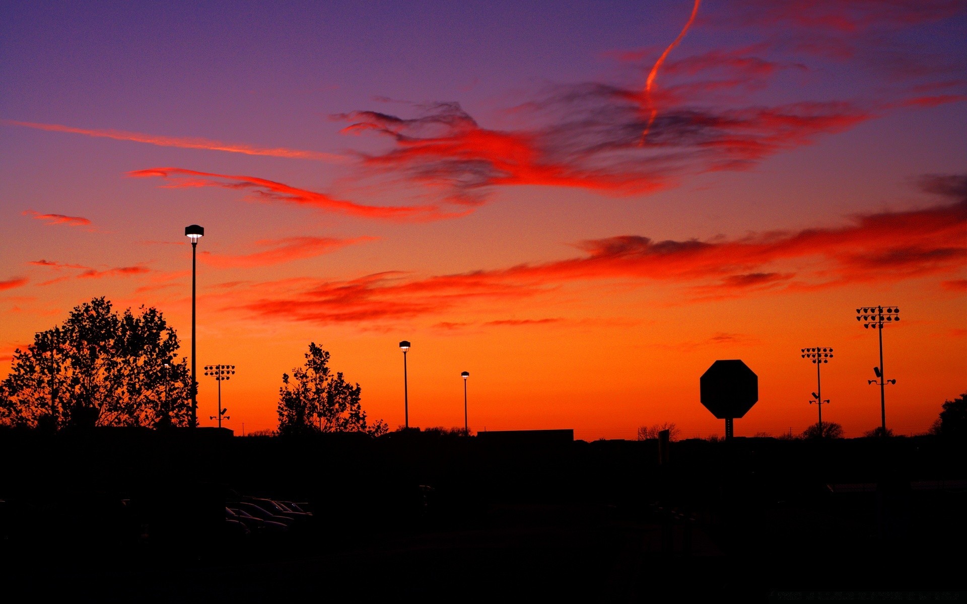 cielo tramonto silhouette sera alba cielo energia luce paesaggio illuminato crepuscolo sole ambiente