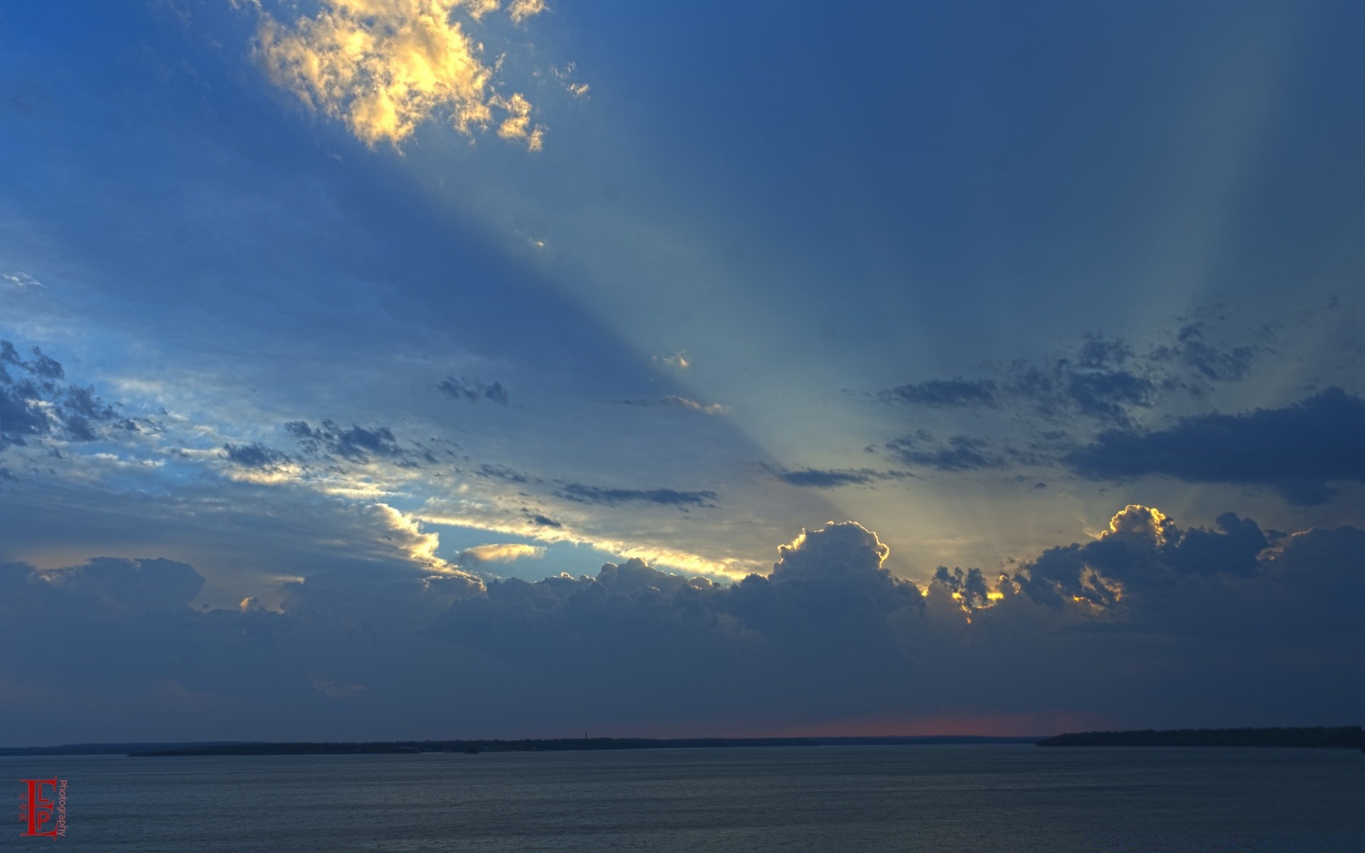 天空 水 日落 天空 景观 夏天 自然 太阳 好天气 海 风景 户外 海洋 日光 光 黎明 海滩 天气 晚上 黄昏