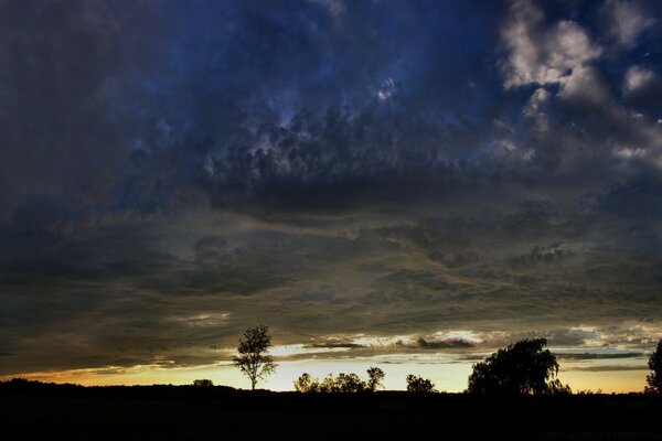 Himmel Donner Blitzgewitter himmlisches Rumpeln