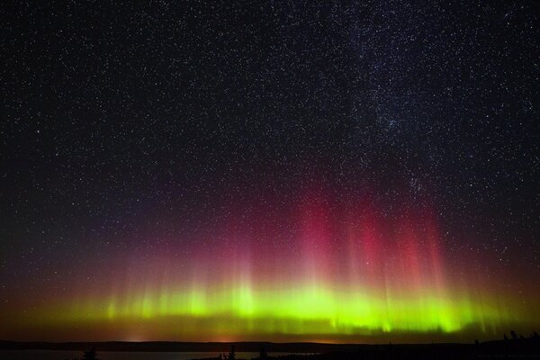 Dunkler Himmel, Astronomie