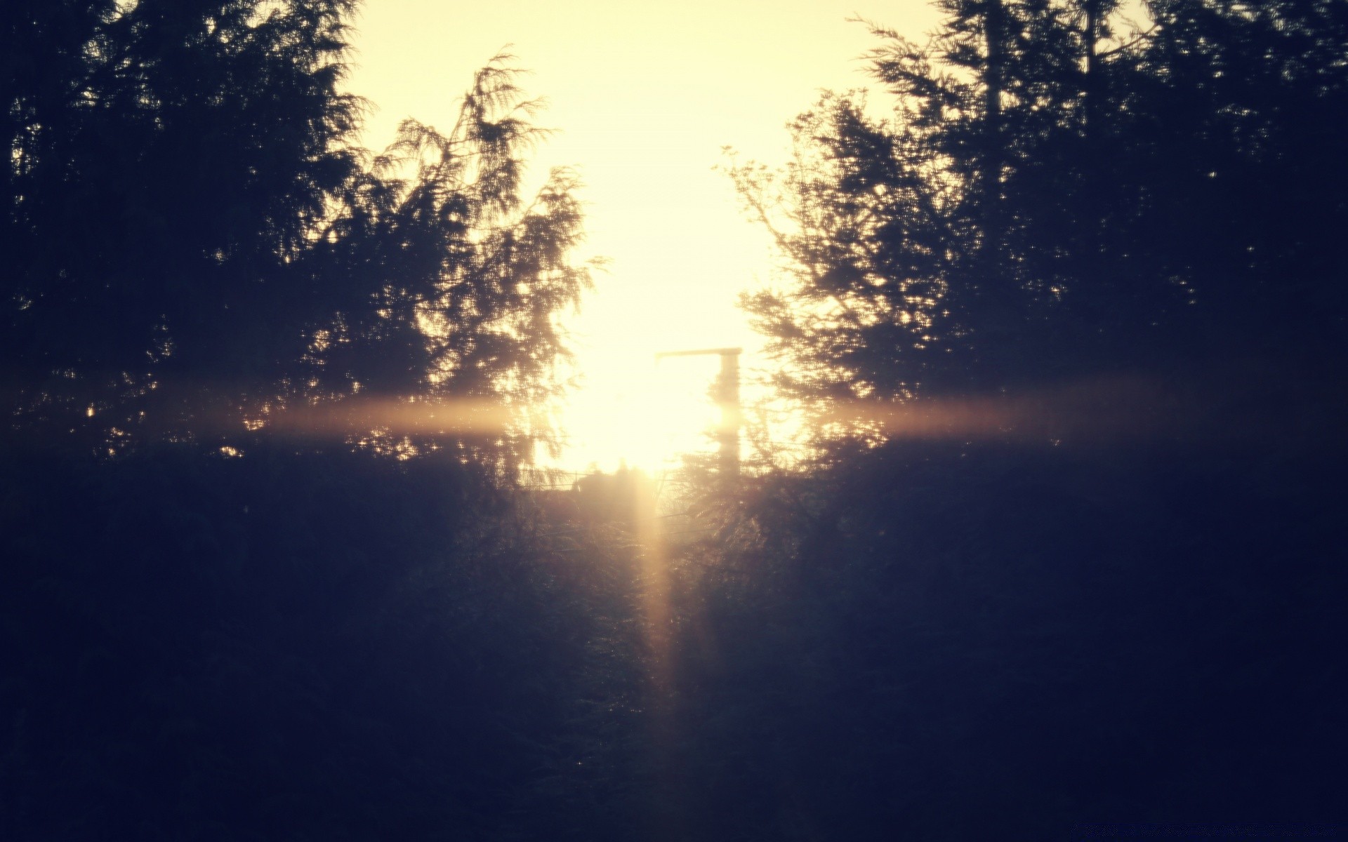 himmel landschaft licht sonne baum dämmerung himmel silhouette hintergrundbeleuchtung wetter sonnenuntergang abend natur mond nebel gutes wetter desktop farbe geheimnis tageslicht landschaftlich