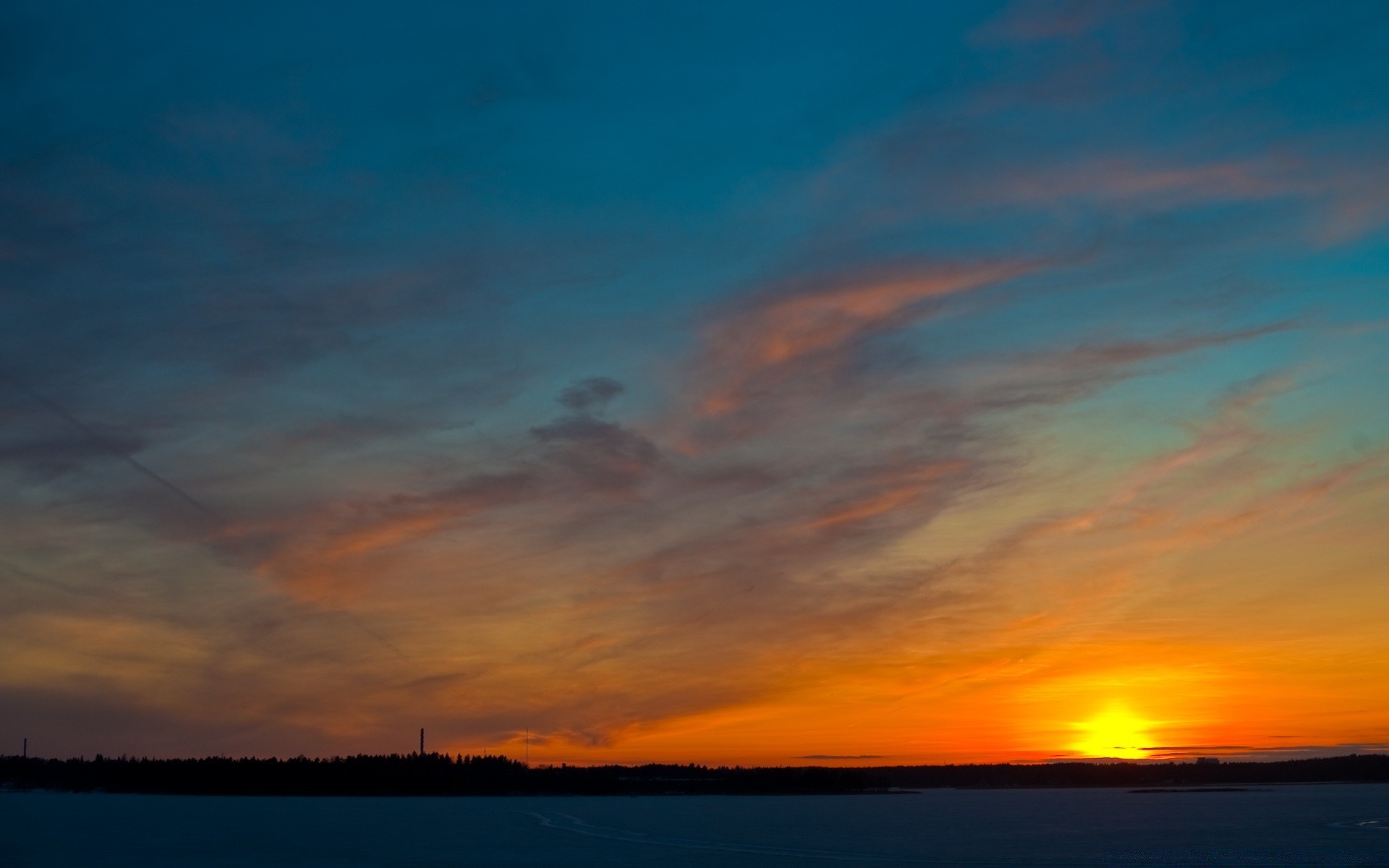 ciel coucher de soleil ciel aube nature soleil dehors crépuscule soir eau beau temps été paysage scénique lumière lumineux idylle