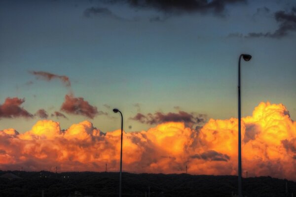 Orange sunset, lamppost