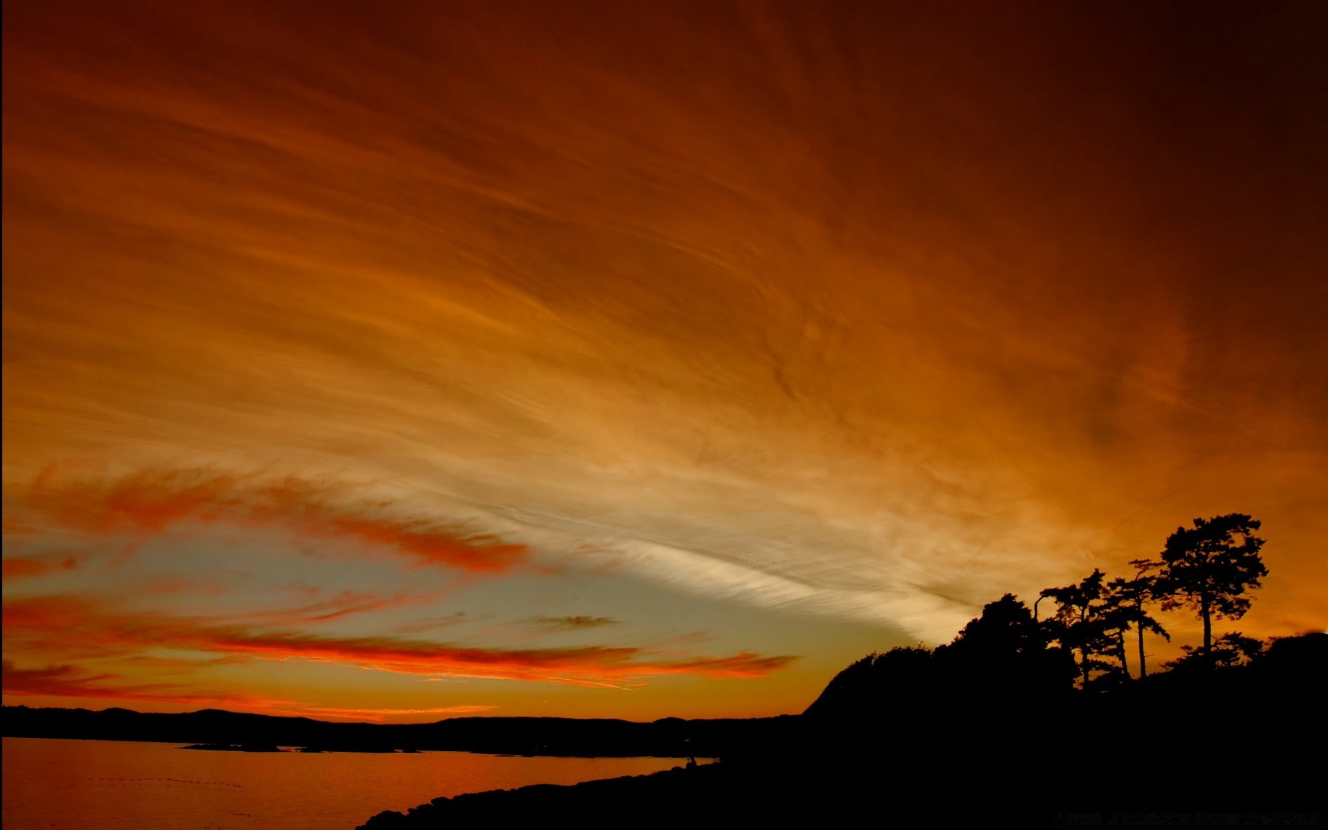 céu pôr do sol amanhecer sol noite silhueta retroiluminado paisagem céu crepúsculo natureza luz bom tempo ao ar livre