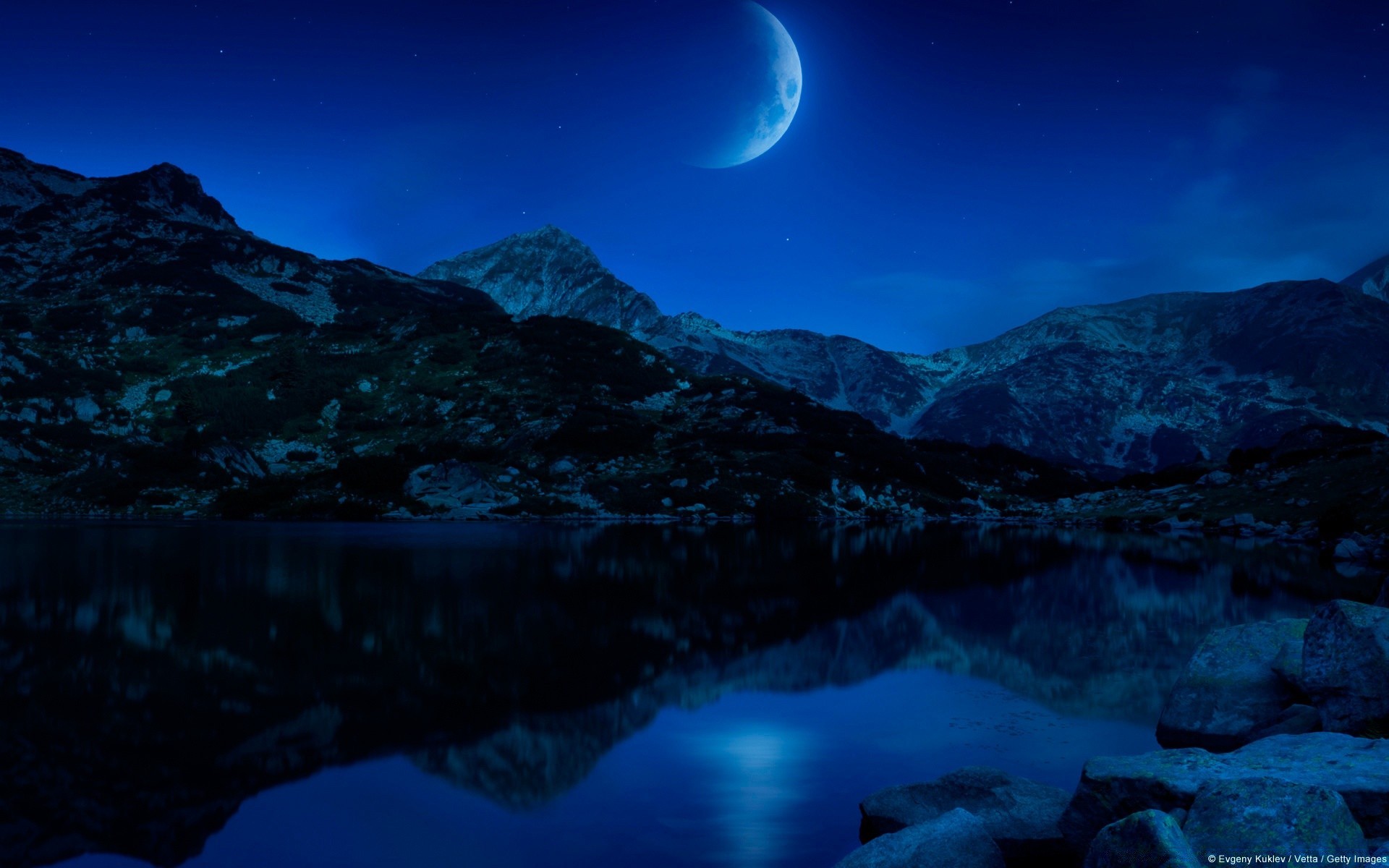 himmel reisen himmel mond berge landschaft natur abend wasser sonnenuntergang im freien dämmerung dämmerung licht exploration sonne landschaftlich schnee gutes wetter abenteuer