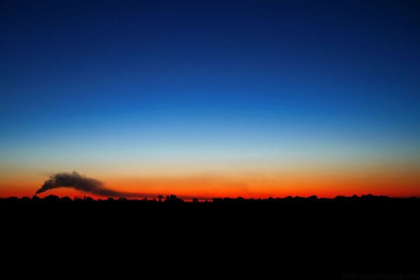 Sehr schöner, farbenfroher Sonnenuntergang