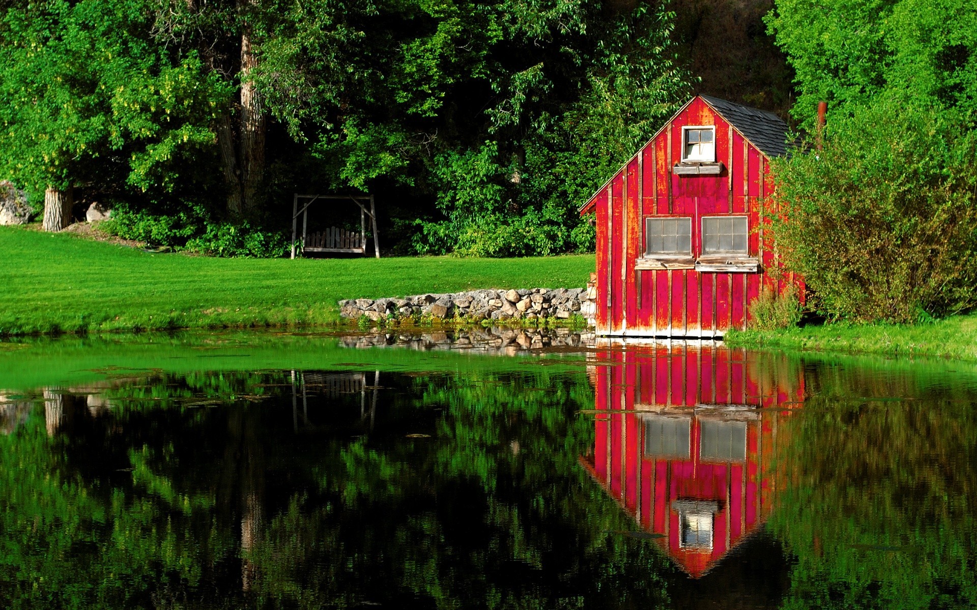 lago casa madera árbol al aire libre hierba casa arquitectura verano naturaleza madera bungalow jardín paisaje familia