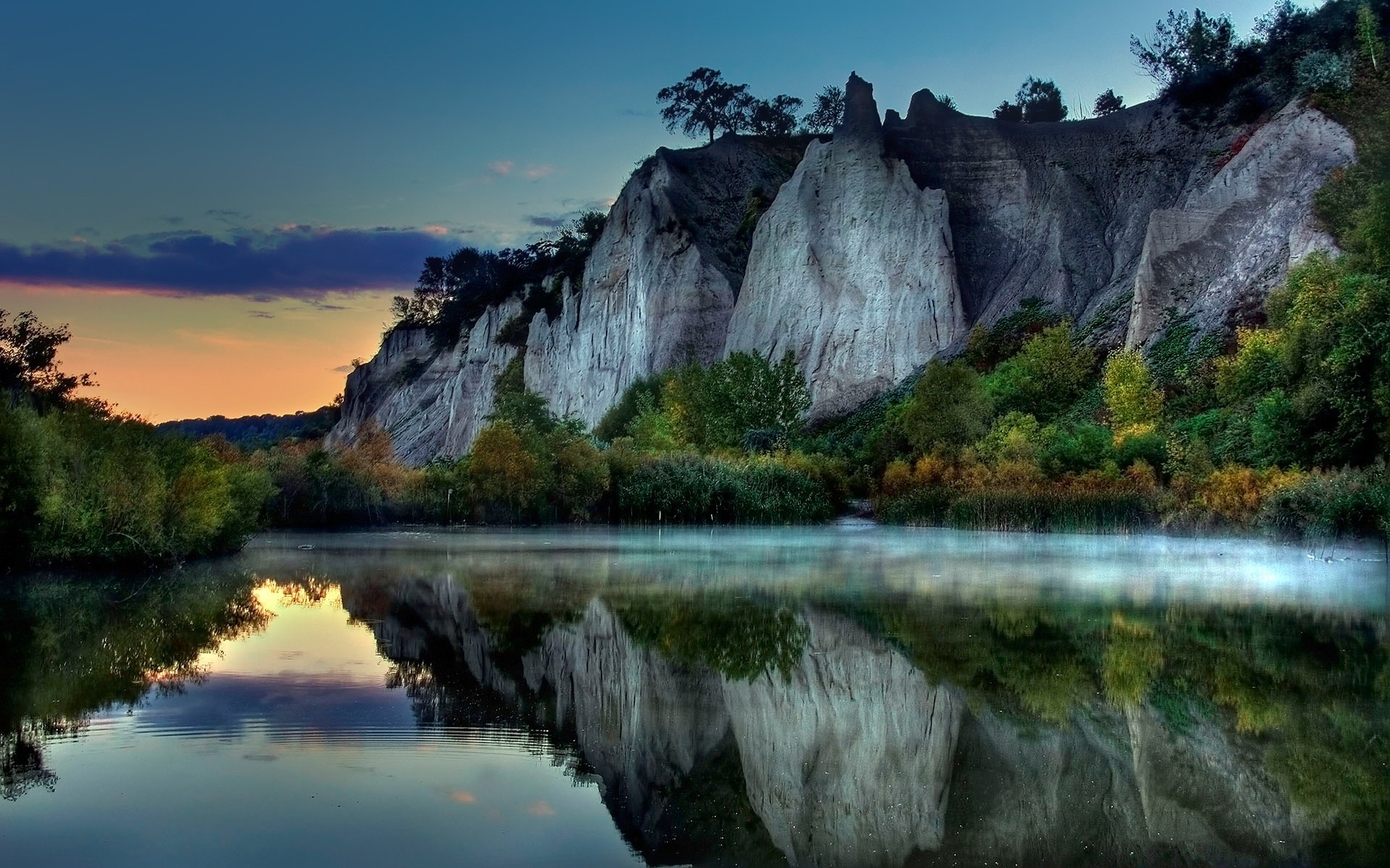 lac eau paysage nature rivière réflexion montagnes voyage à l extérieur rock scénique ciel bois bois paysage parc belle été