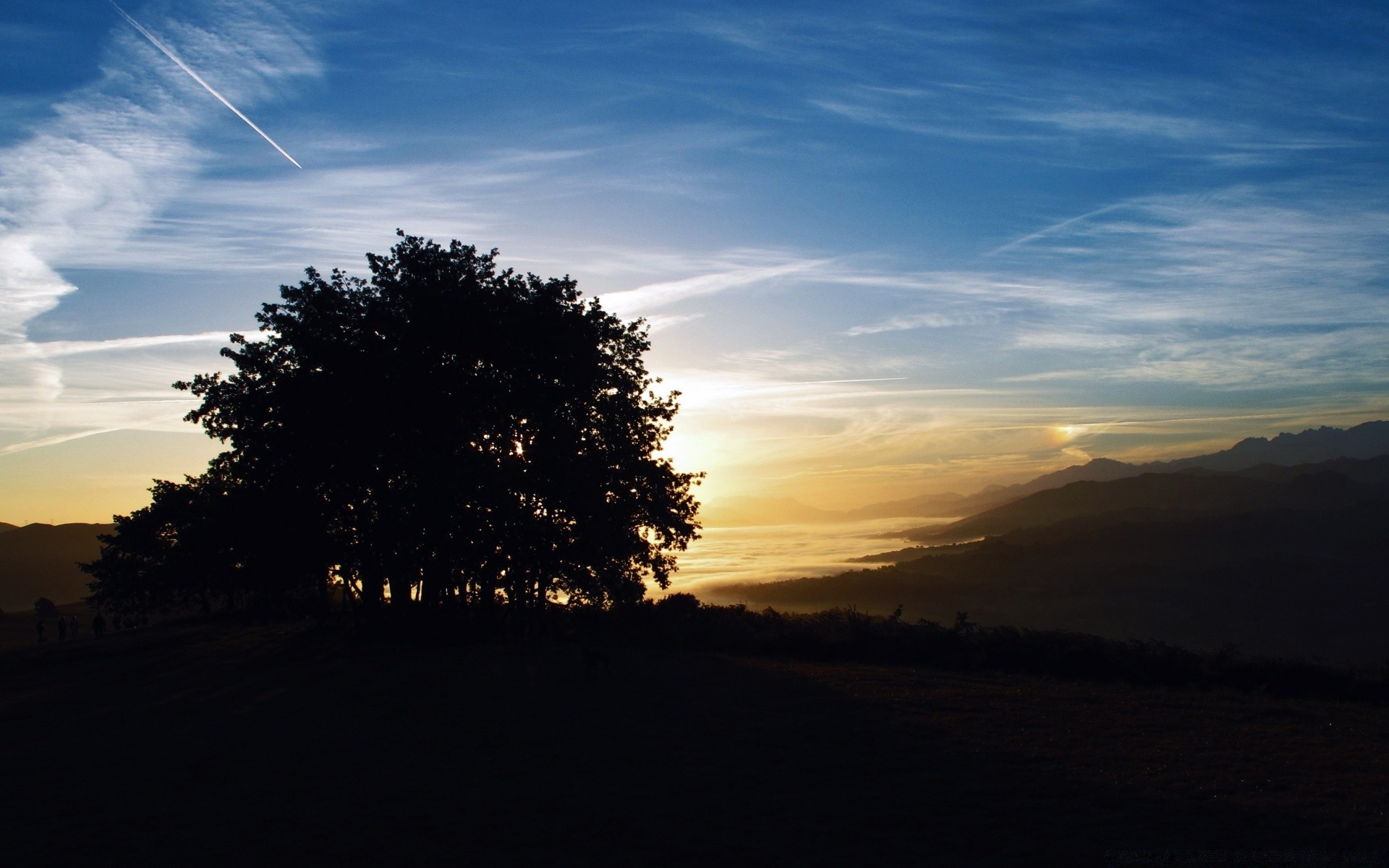 cielo puesta de sol amanecer paisaje sol noche cielo árbol naturaleza crepúsculo luz iluminado buen tiempo niebla al aire libre luna