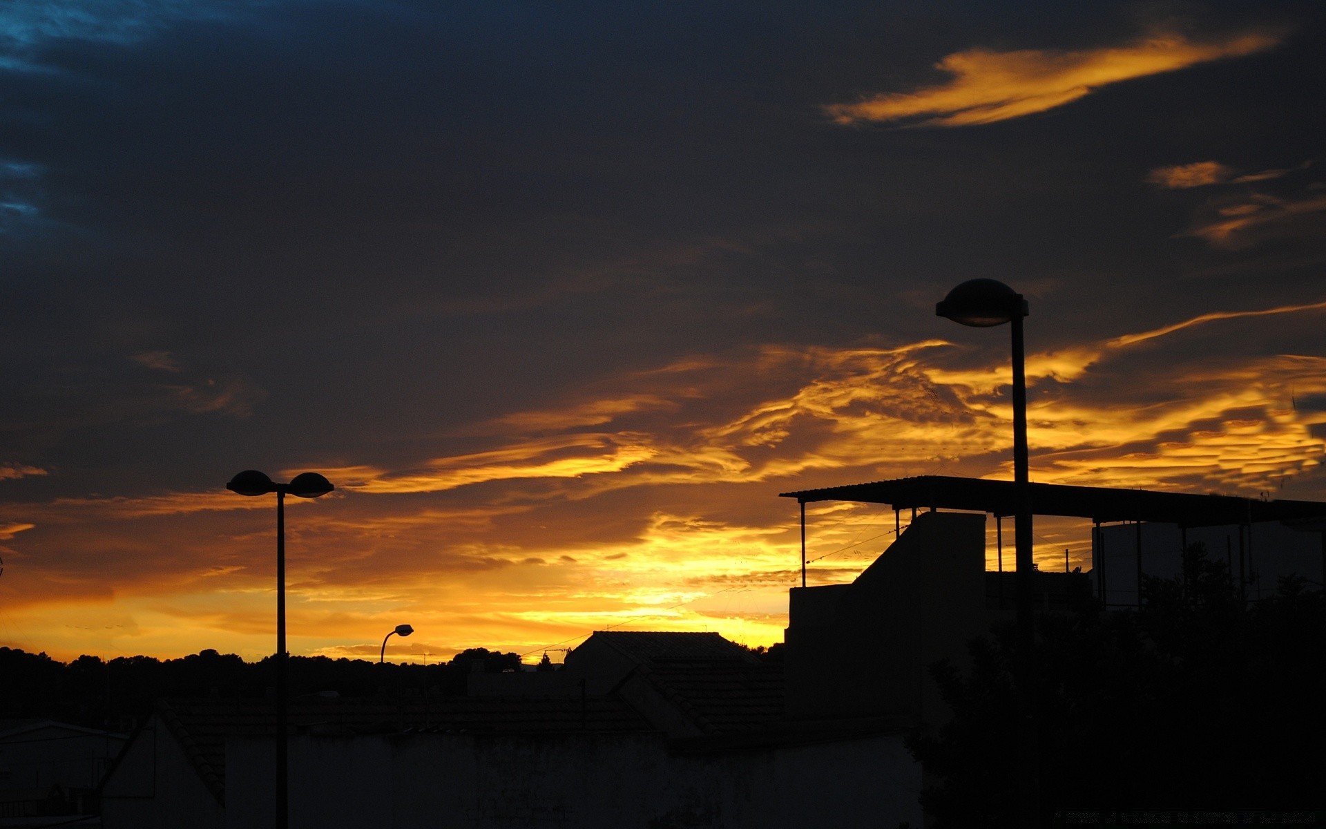 ciel coucher de soleil aube rétro-éclairé silhouette soirée crépuscule ciel à l extérieur soleil lumière paysage