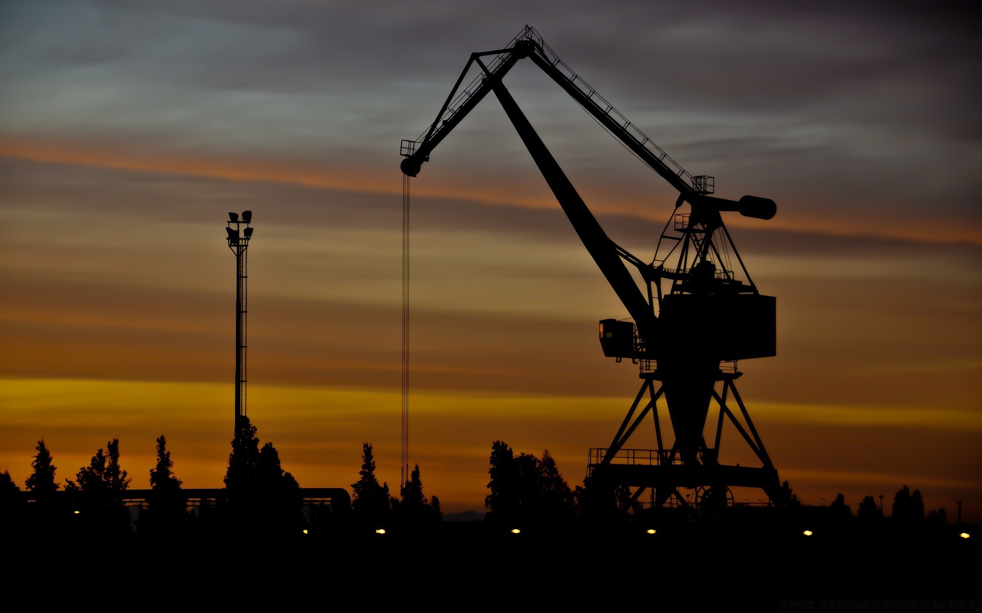 céu indústria pôr do sol céu silhueta guindaste energia máquina tecnologia combustíveis fósseis ao ar livre