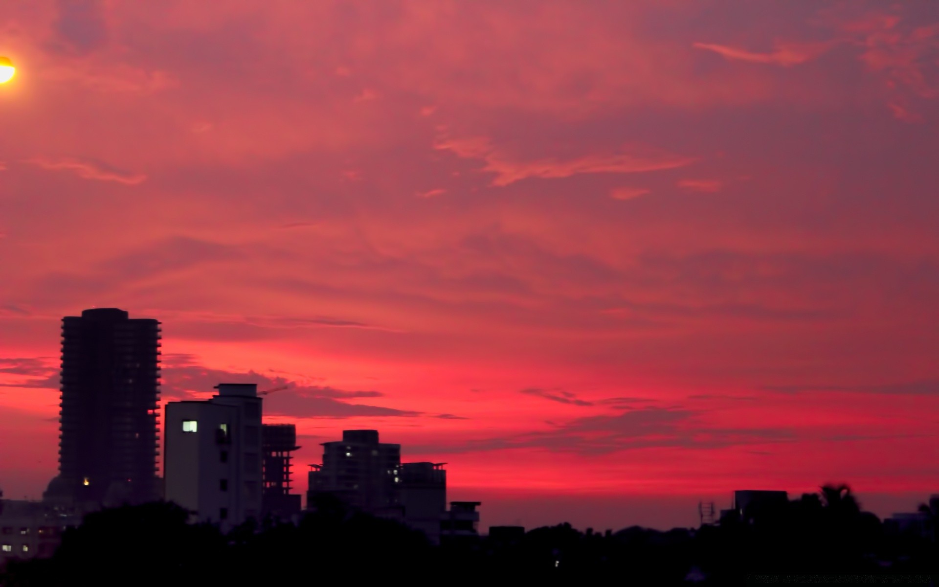 ciel coucher de soleil aube soir crépuscule ciel rétro-éclairé silhouette à l extérieur voyage architecture ville