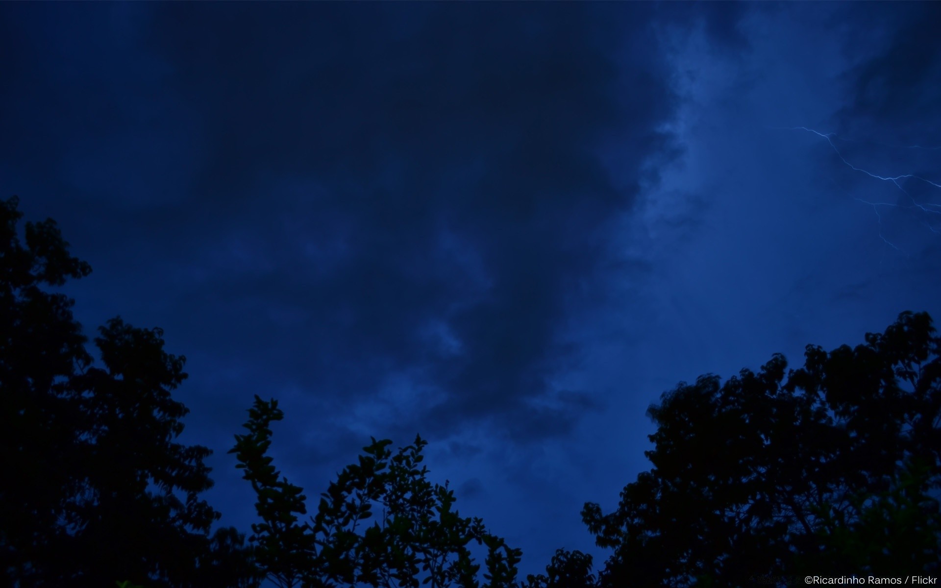 himmel himmel mond natur im freien dunkel licht landschaft abend sonne sonnenuntergang winter dämmerung wetter raum silhouette herbst gutes wetter tageslicht dämmerung